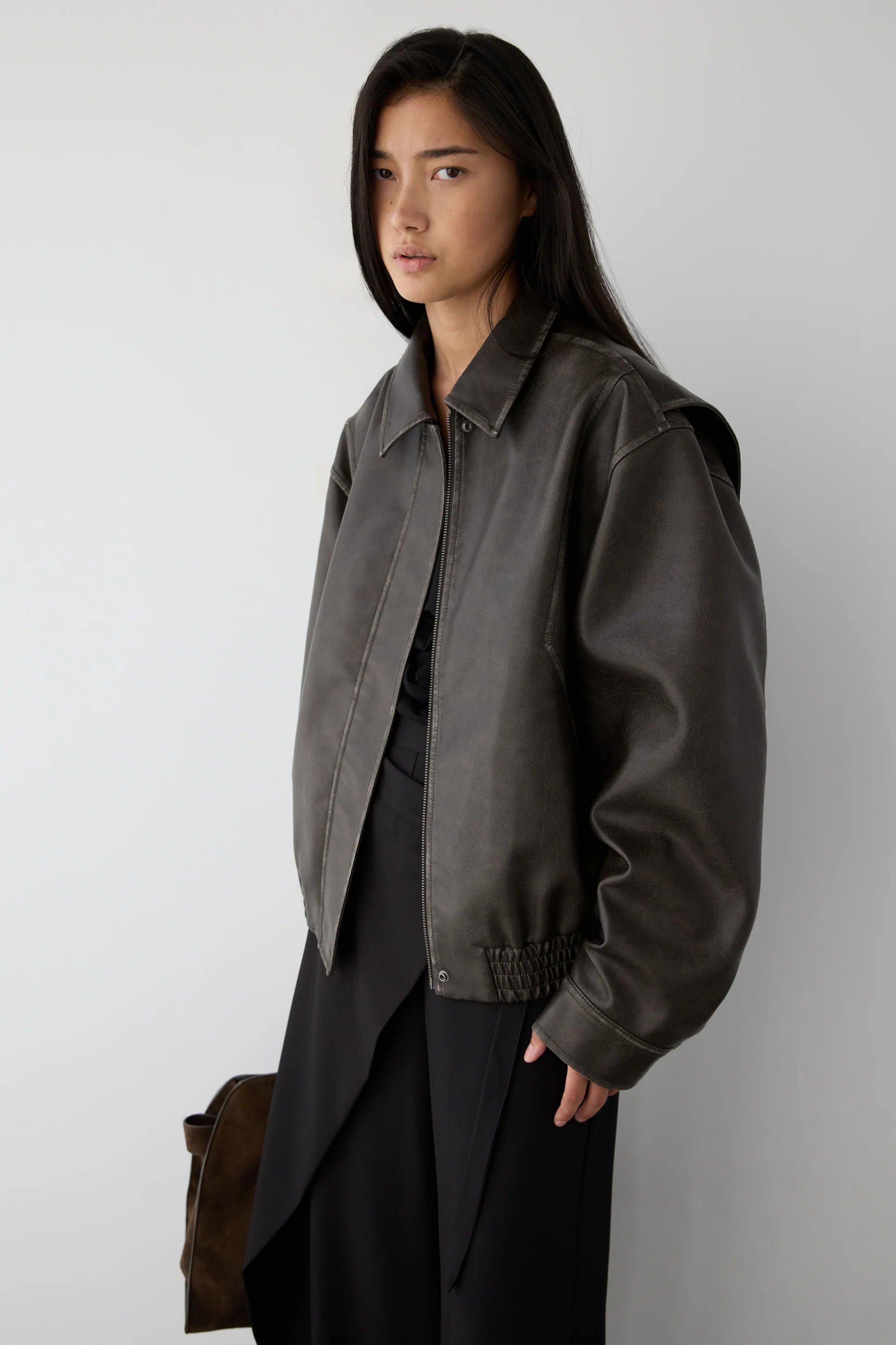 VINTAGE INSPIRED VEGAN LEATHER BOMBER JACKET | OAK + FORT