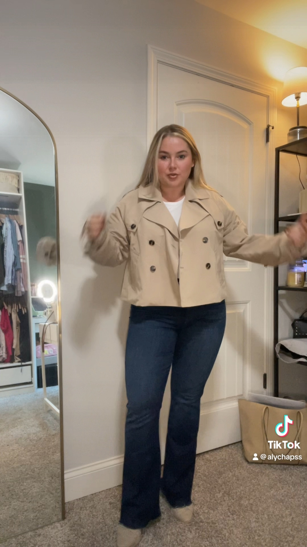 Cropped trench coat
Flare denim jeans
Fall outfit inspo 2023
Casual work outfit
Trench coat style


#LTKSeasonal #LTKU #LTKmidsize