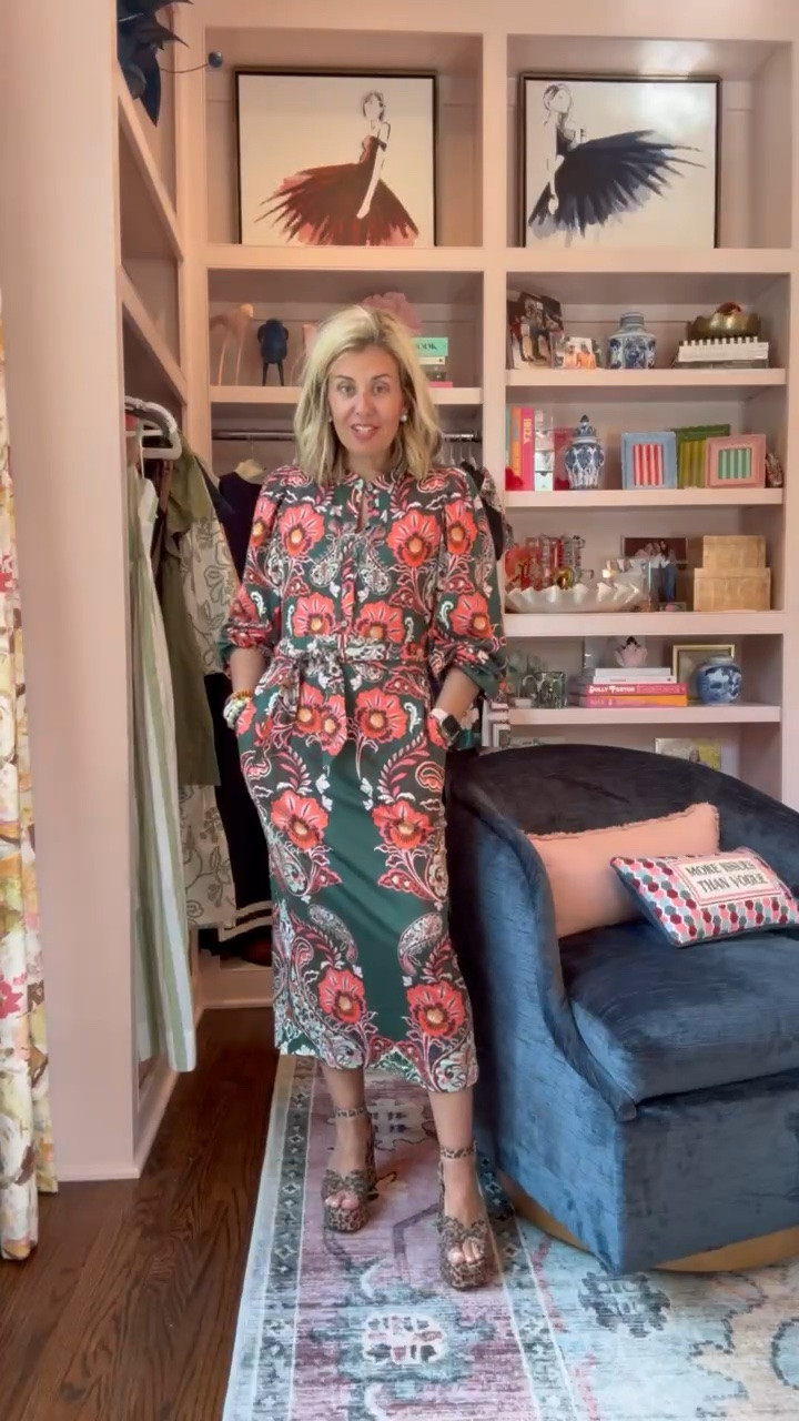 Yall this Boden dress is stunning!! I’m in size 2 dress and heel. 

Codes:
Boden - HHCX
Allie + Bess - Catherine20

#LTKdayinmylife #LTKootd #LTKmomlife