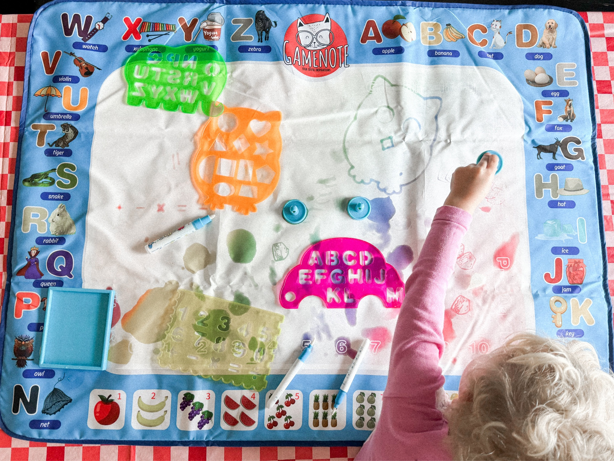 Hours of mess free fun 