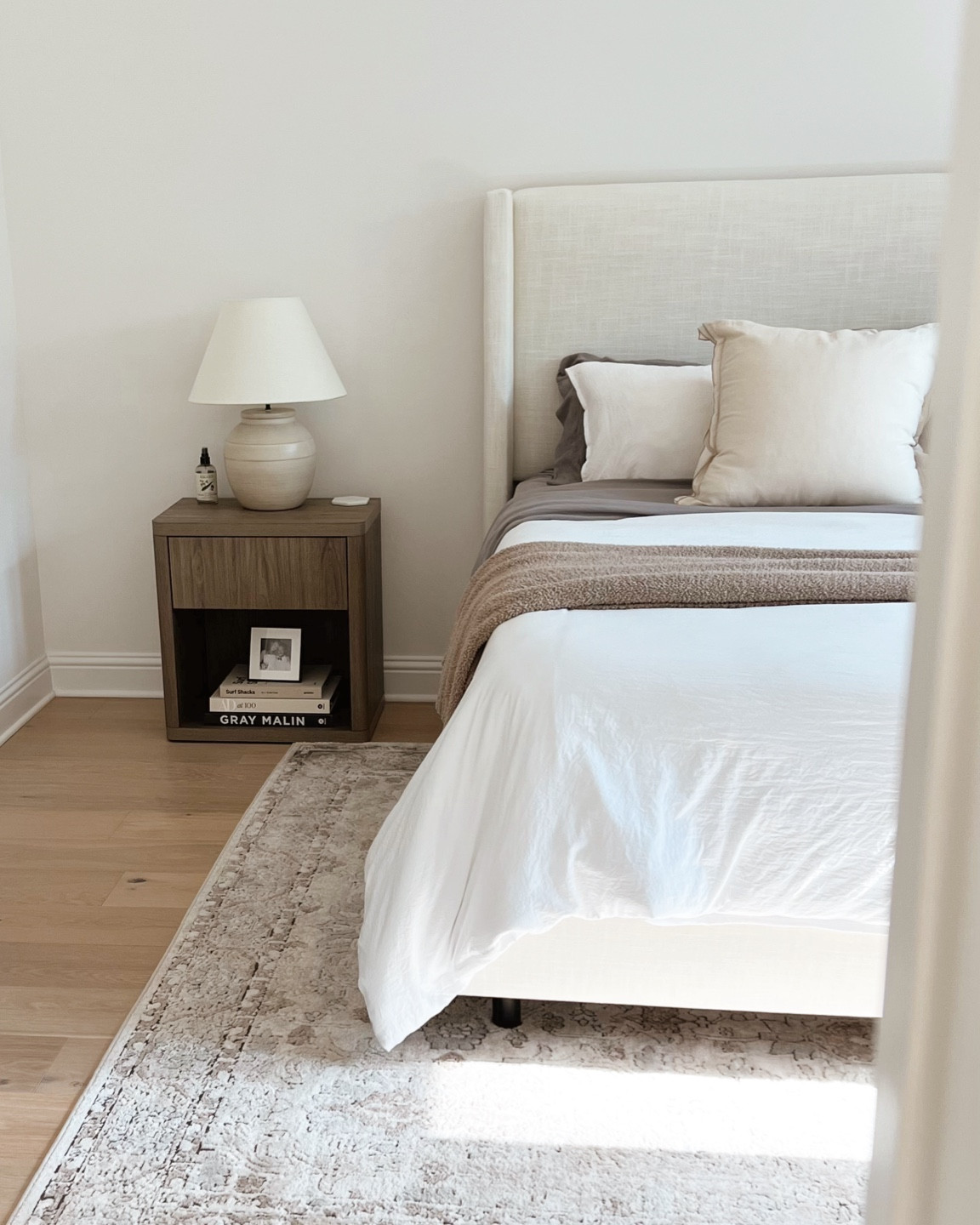 Bedroom links 🤍

#hansonbed #wayfair #amazonfinds #amazonhome #homegoods #neutralbedroom 

#LTKHome
