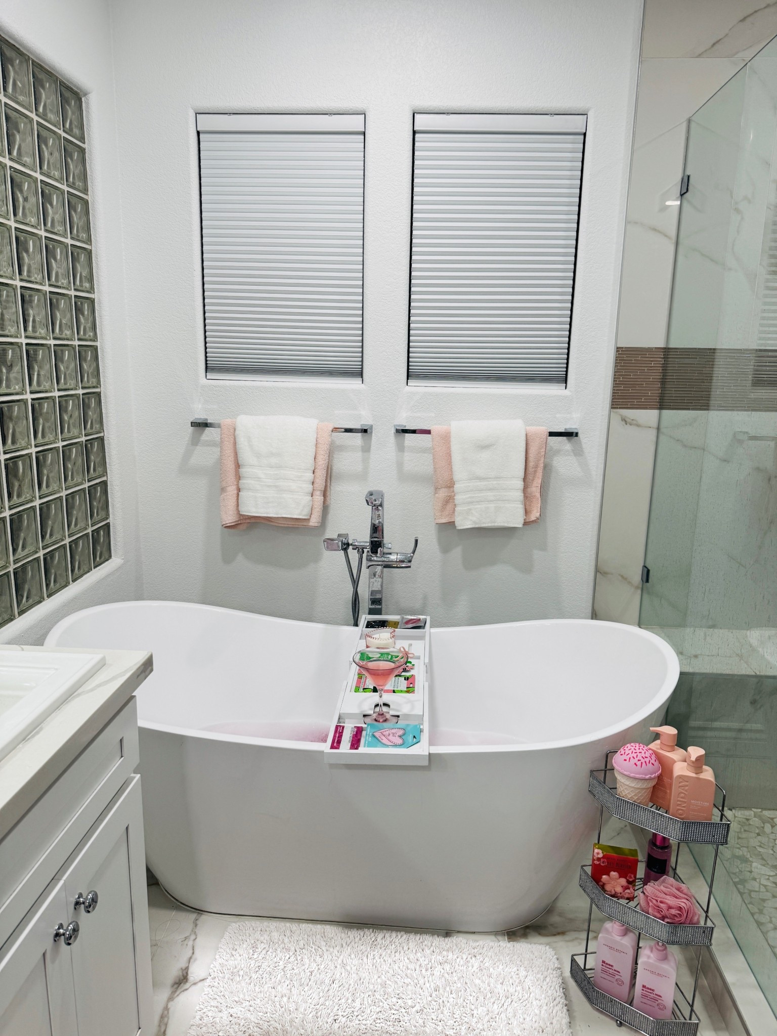 Bath time 💕 me time 🛁🫧

#LTKOver40 #LTKHome #LTKSeasonal