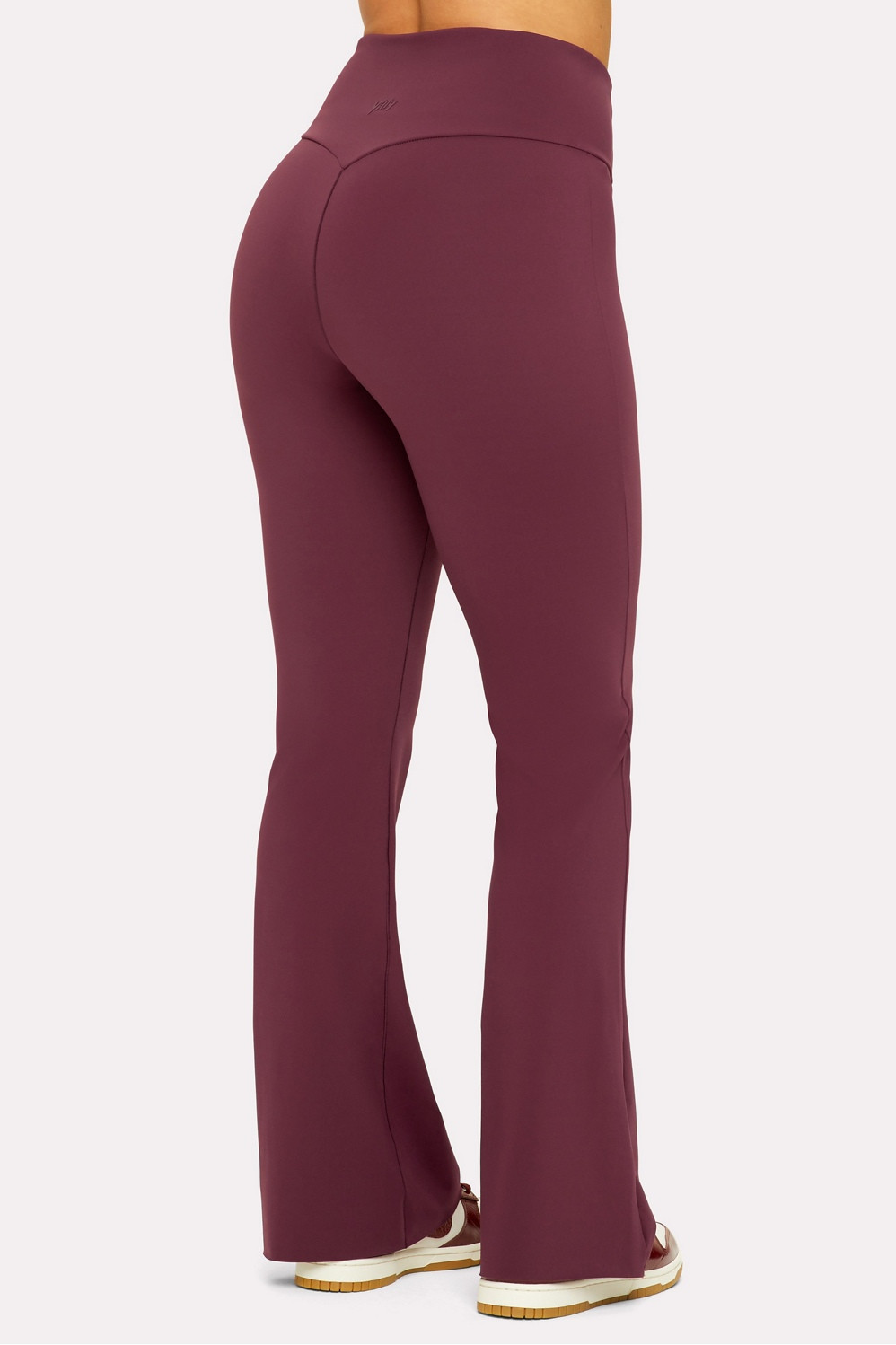 Ultra-Smooth Flare Legging | Fabletics - North America