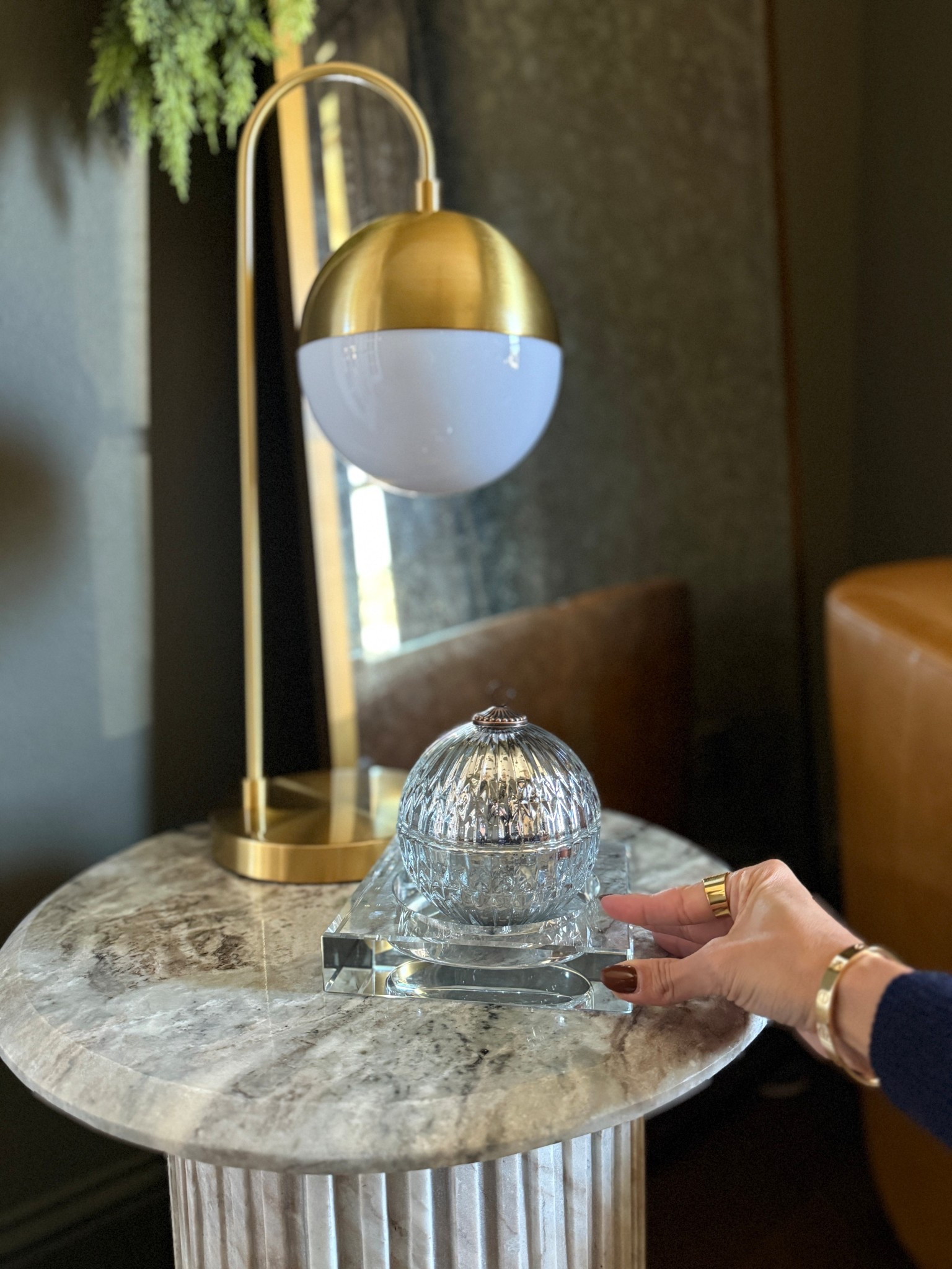 This crystal candle is one of my absolute favorites — such an elegant, chic gift that instantly puts a smile on anyone’s face. ✨ Pair it with a cozy candle to complete the look and you’ve got the perfect little gift moment. So timeless, so beautiful, and always a hit. 💫


Chic crystal candle, elegant gift idea, timeless home décor, holiday hostess gift, coffee table styling, luxury candle gift, crystal home accents — this beautiful piece paired with a candle makes the perfect gifting moment. So classic and so pretty!

#LTKHome #LTKGiftGuide #LTKHoliday