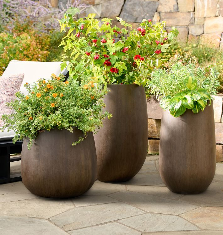 Napa Ficonstone Planters | Rejuvenation