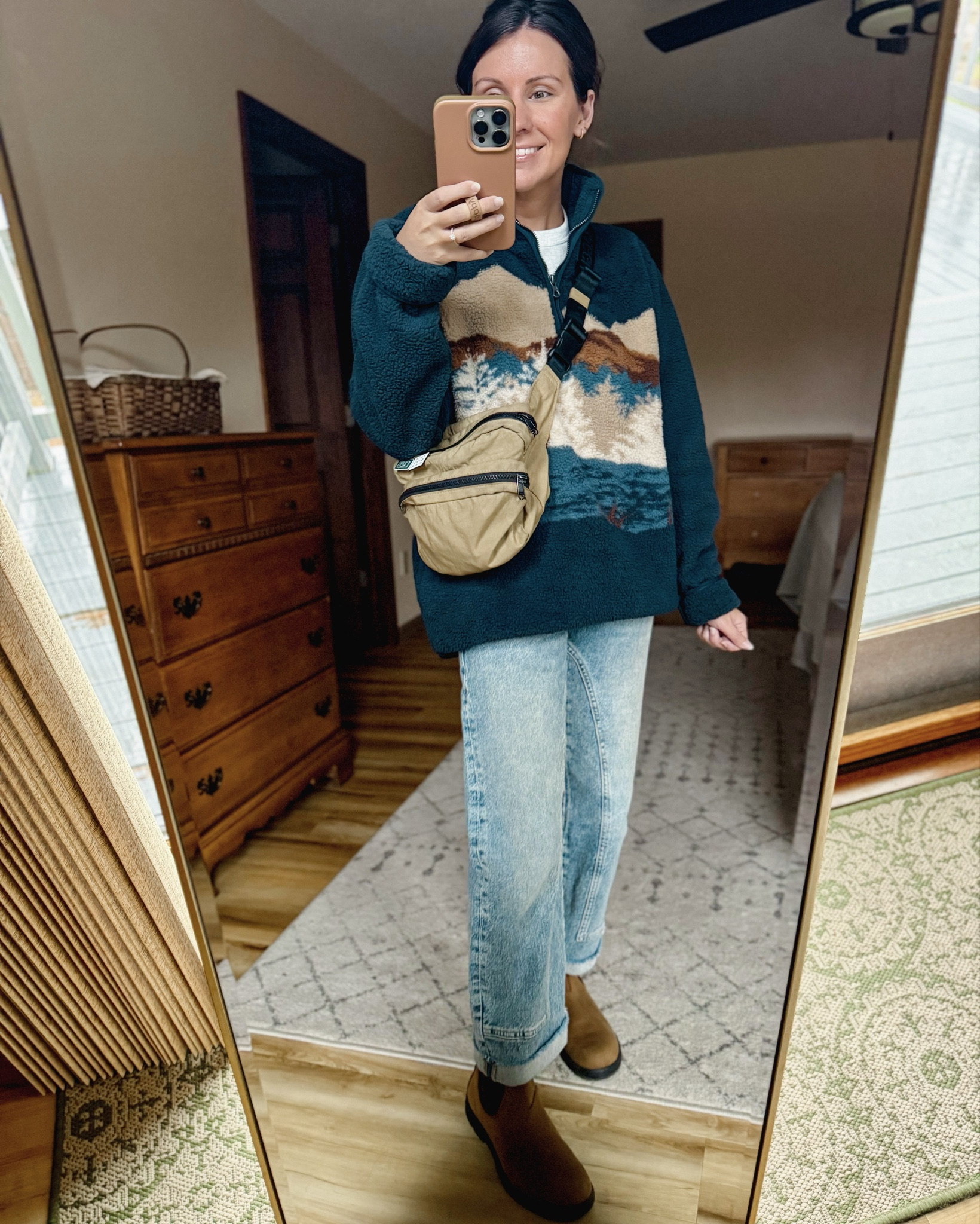 Wearing the small in my tee shirt, men’s small in my sherpa, 24 short in my jeans (short is sold out but regular is stocked!), and 6.5 in my 562 blundstone boots (also linked some similar blundstone boots)

#LTKPetite #LTKSeasonal #LTKShoeCrush