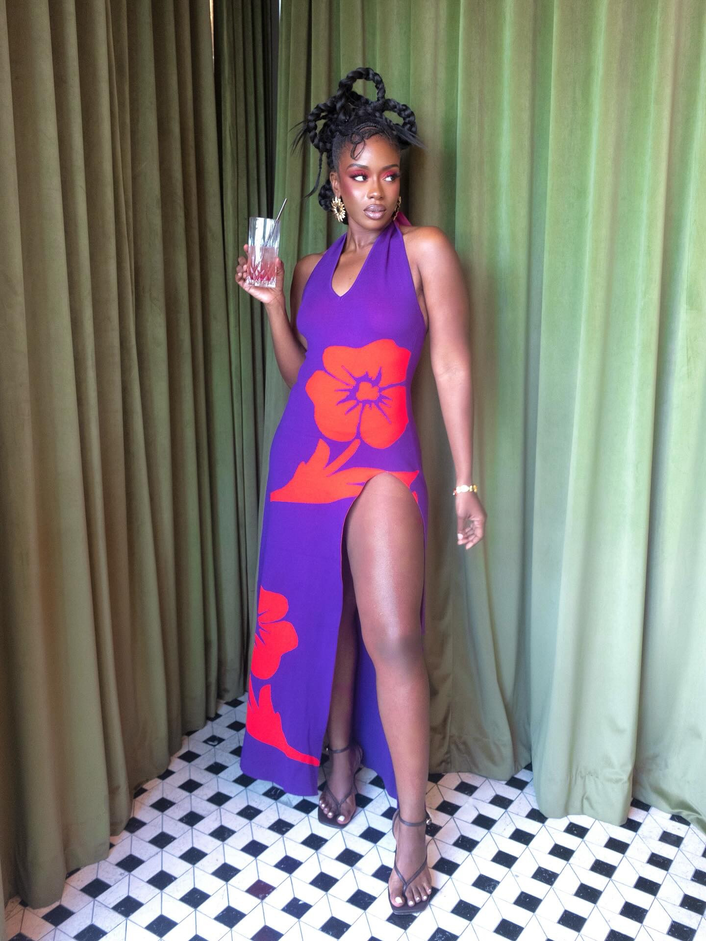 This is the perfect dress for vacation or brunch with the girls 😍 I love the tight split and mixed of purple and orange 

#LTKSaleAlert #LTKFindsUnder100 #LTKStyleTip