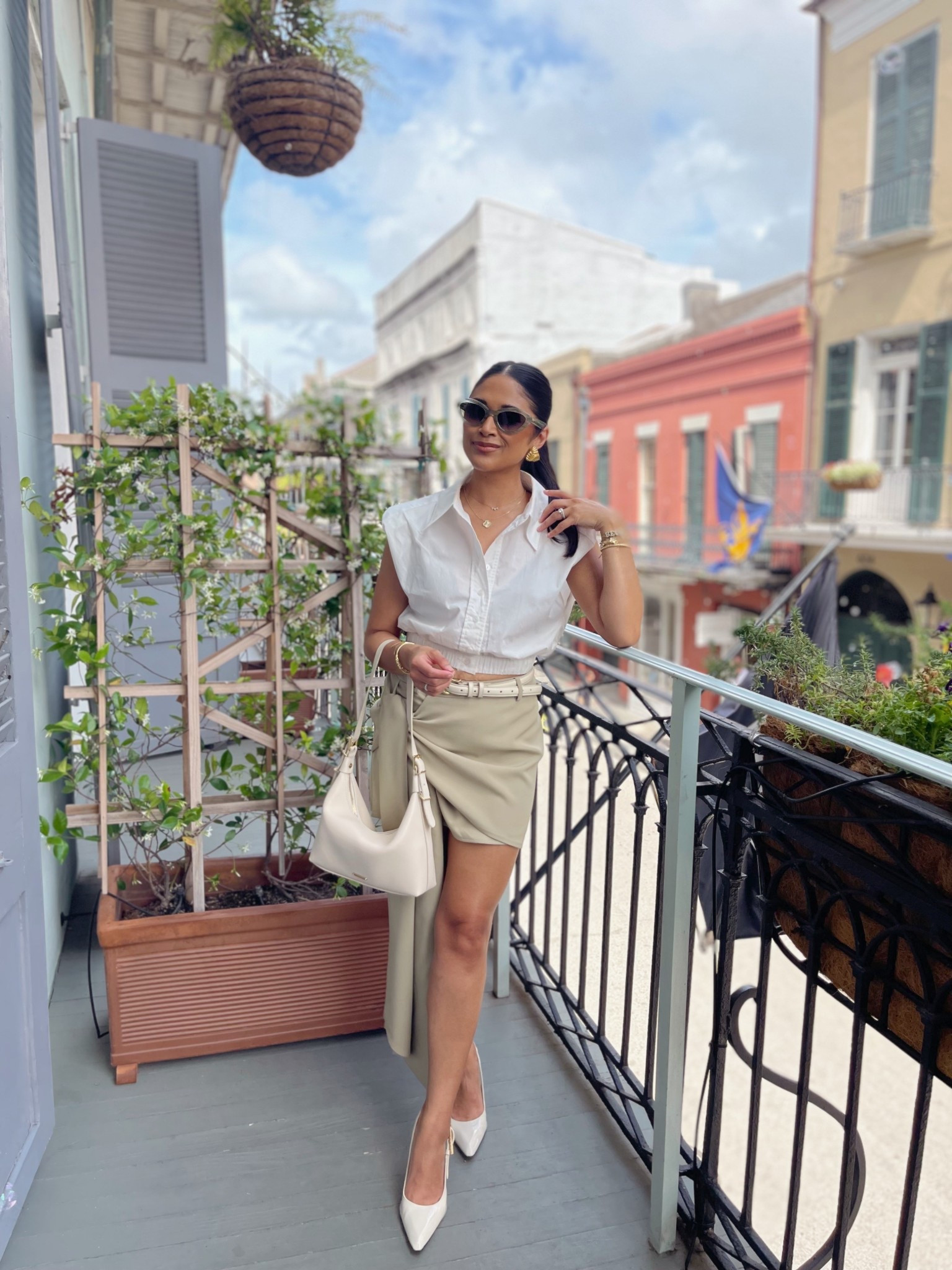The way these sunglasses match the skirt…. Obsessed! 
Take 15% off my Gigi New York bag with code: HAUTE15
Wearing sz small in skirt 


#LTKStyleTip #LTKShoeCrush #LTKItBag