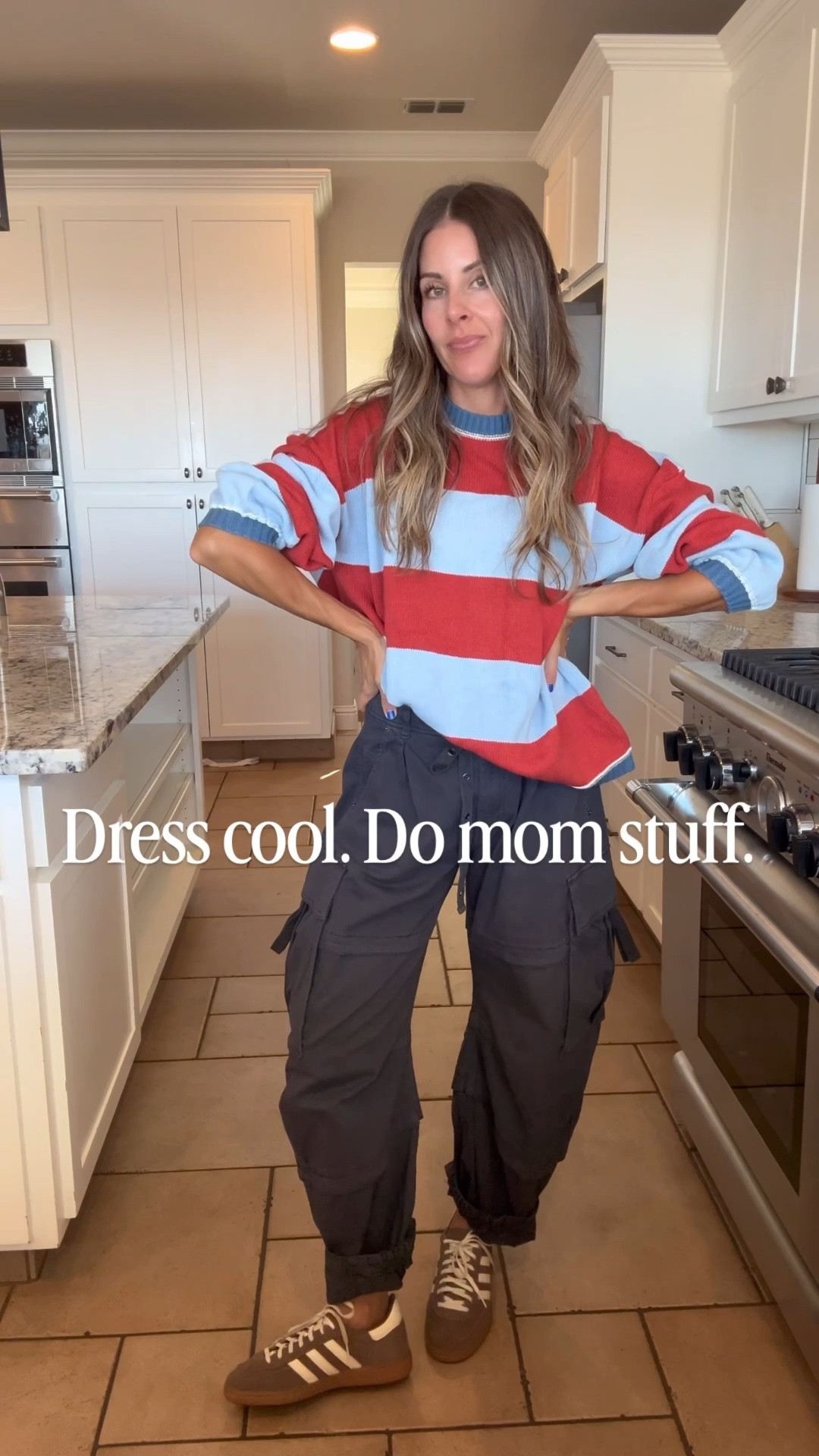 Dressing like a mom is a complement in my book 😊 comment NEED for all the deets to shop!
.
.
.
#freepeoplestyle #freepeopleoutfits #freepeoplefaves

#LTKmomlife