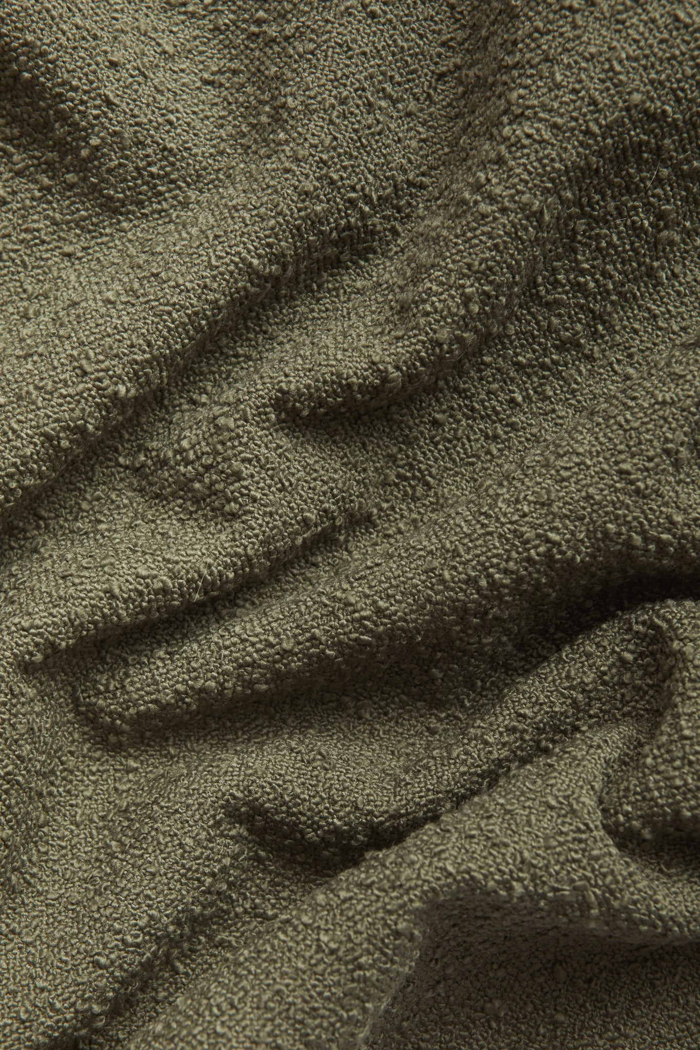 Big Boucle - Olive Cushion | Hommey