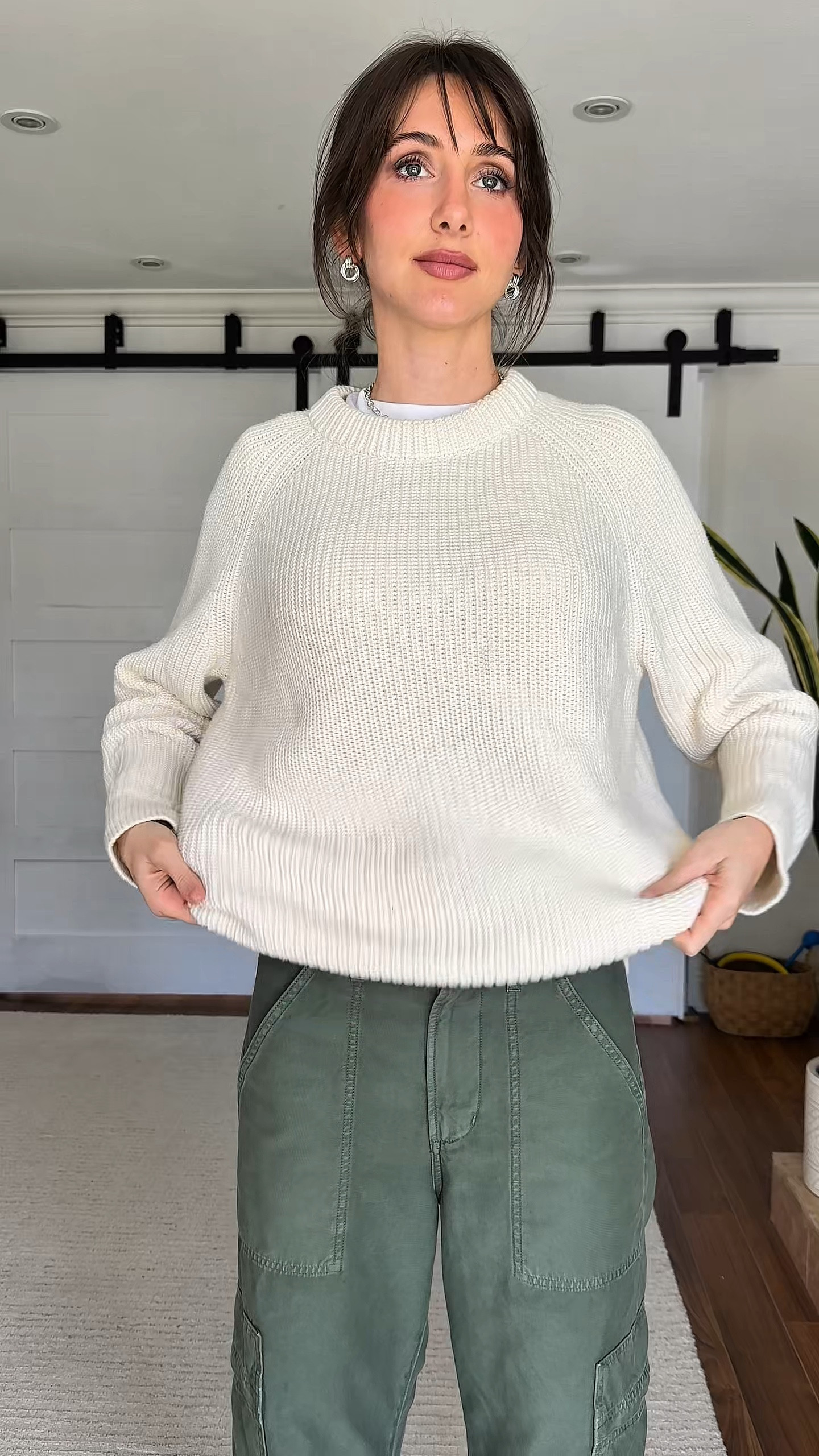 What I’m *actually* wearing today as a mom of 1 who has errands to run but still wants to look her best and feel comfortable🤌🏼 