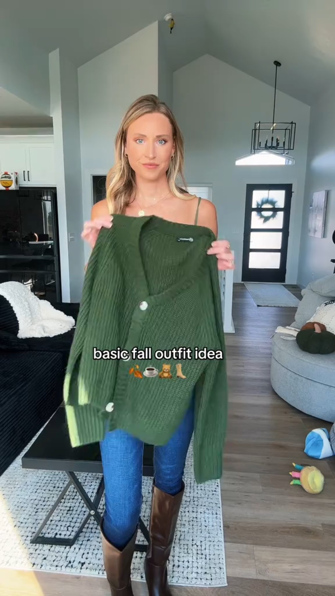 easy + realistic fall outfit inspo 🍂
5’9” wearing medium sweater, small tank, size 4 long jeans🤎☕️



#LTKHoliday #LTKStyleTip #LTKSeasonal