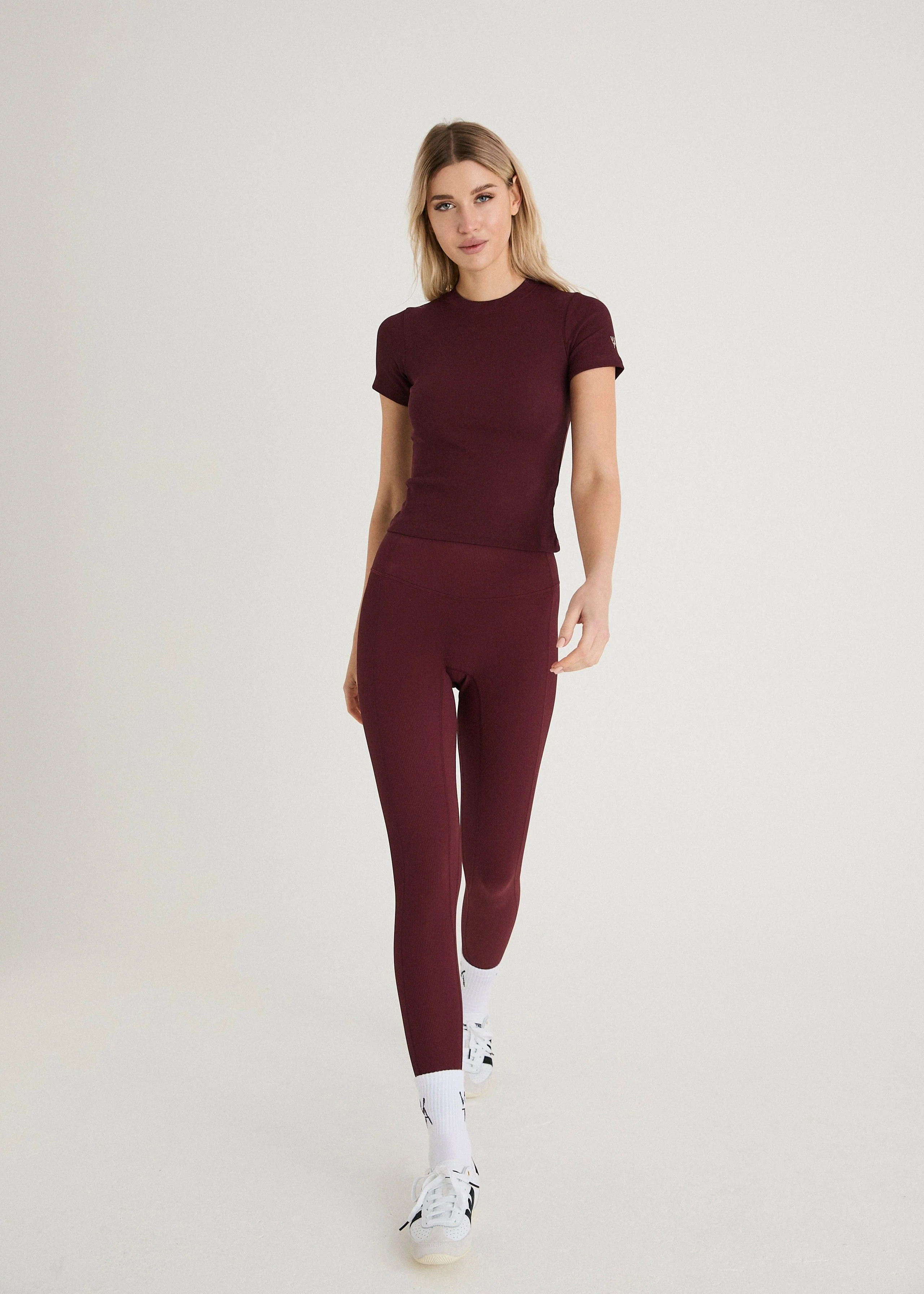 SCULPT RIB T-SHIRT - BORDEAUX | WAT The Brand