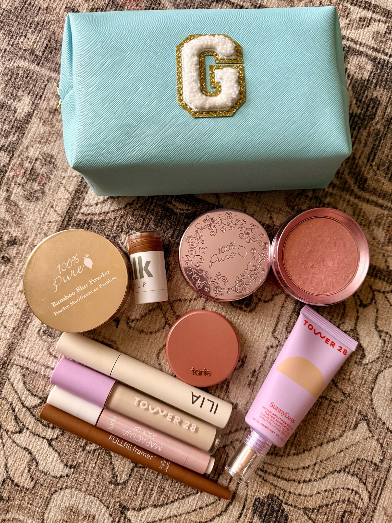Here’s a list of my summer makeup essentials: clean, nontoxic products that I’ve been using and loving for a while now. 


Summer makeup, travel beauty bag

#LTKBeauty #LTKOver40 #LTKSeasonal