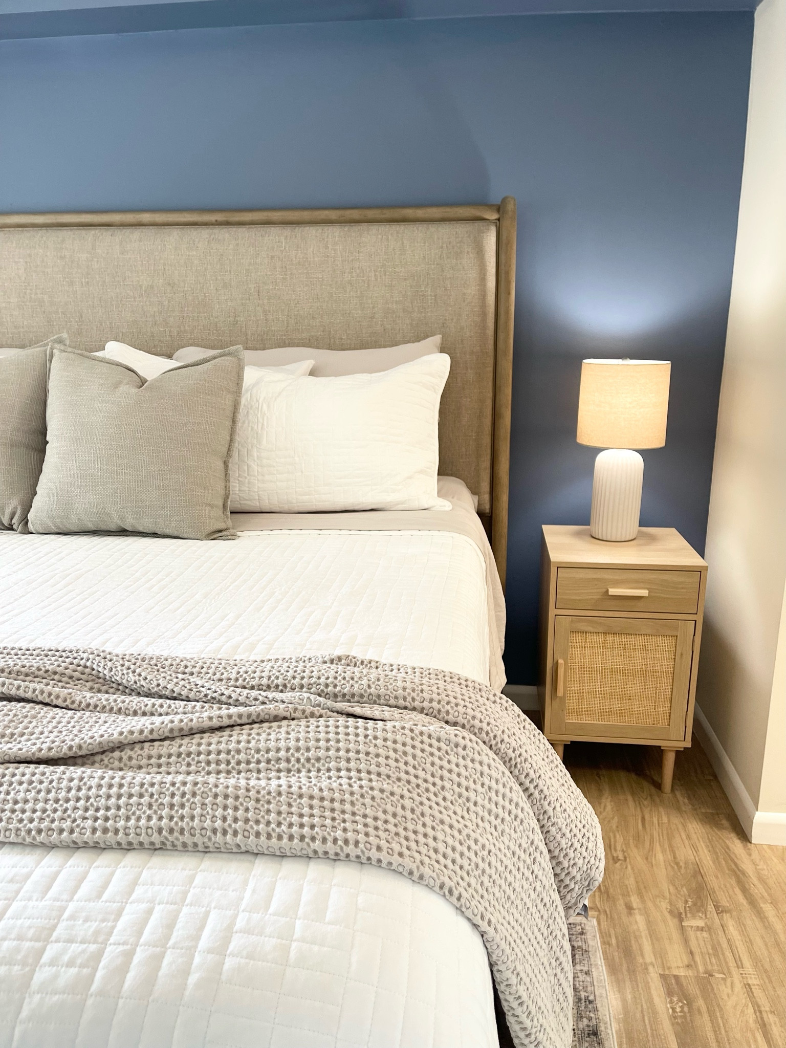 Home decor / bedroom decor / Amazon finds / decor on a budget 

#LTKhome #LTKfindsunder50 #LTKfindsunder100