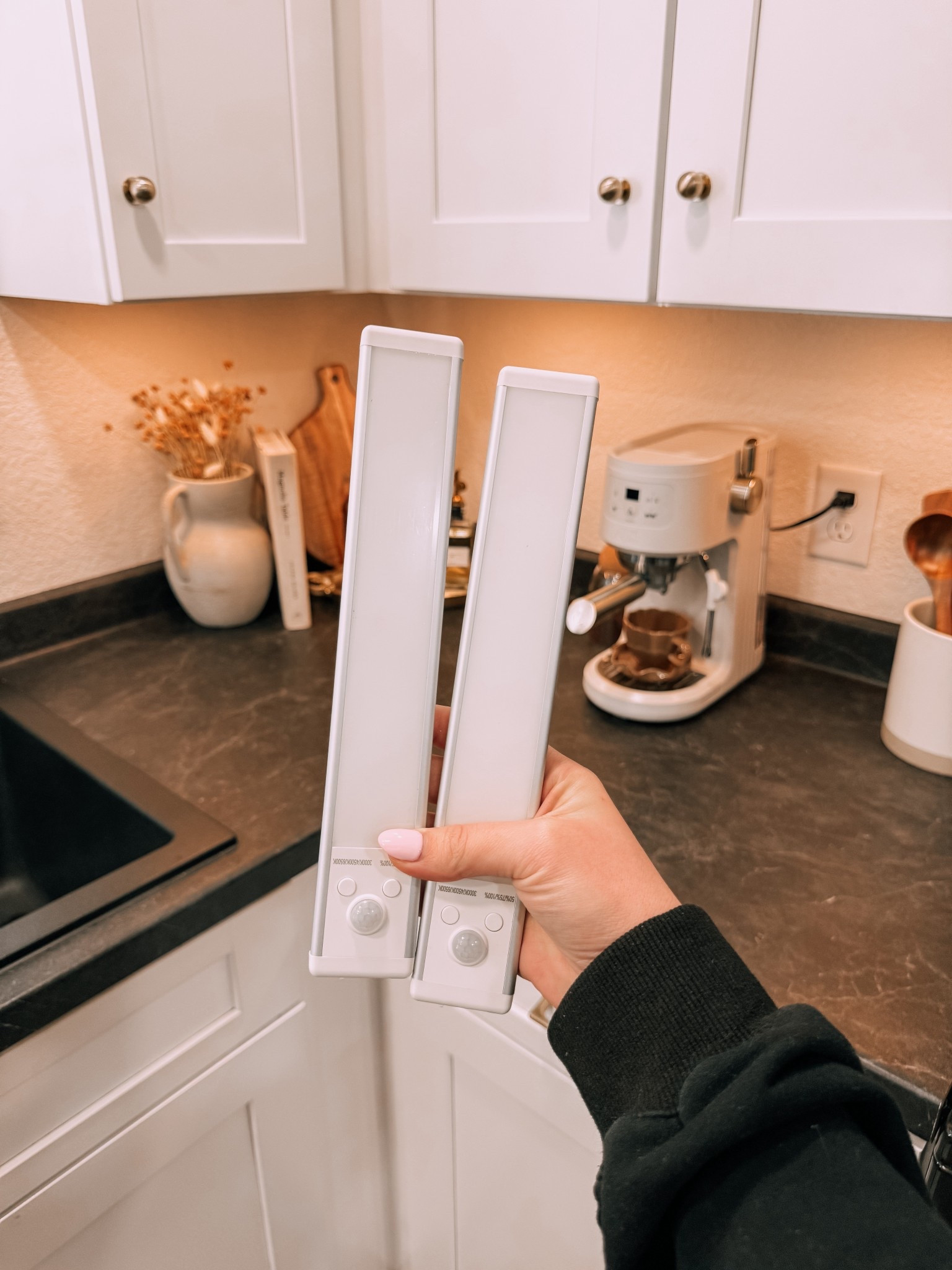 Upgrade your kitchen with these beautiful and affordable under cabinet lights! 

#LTKHome