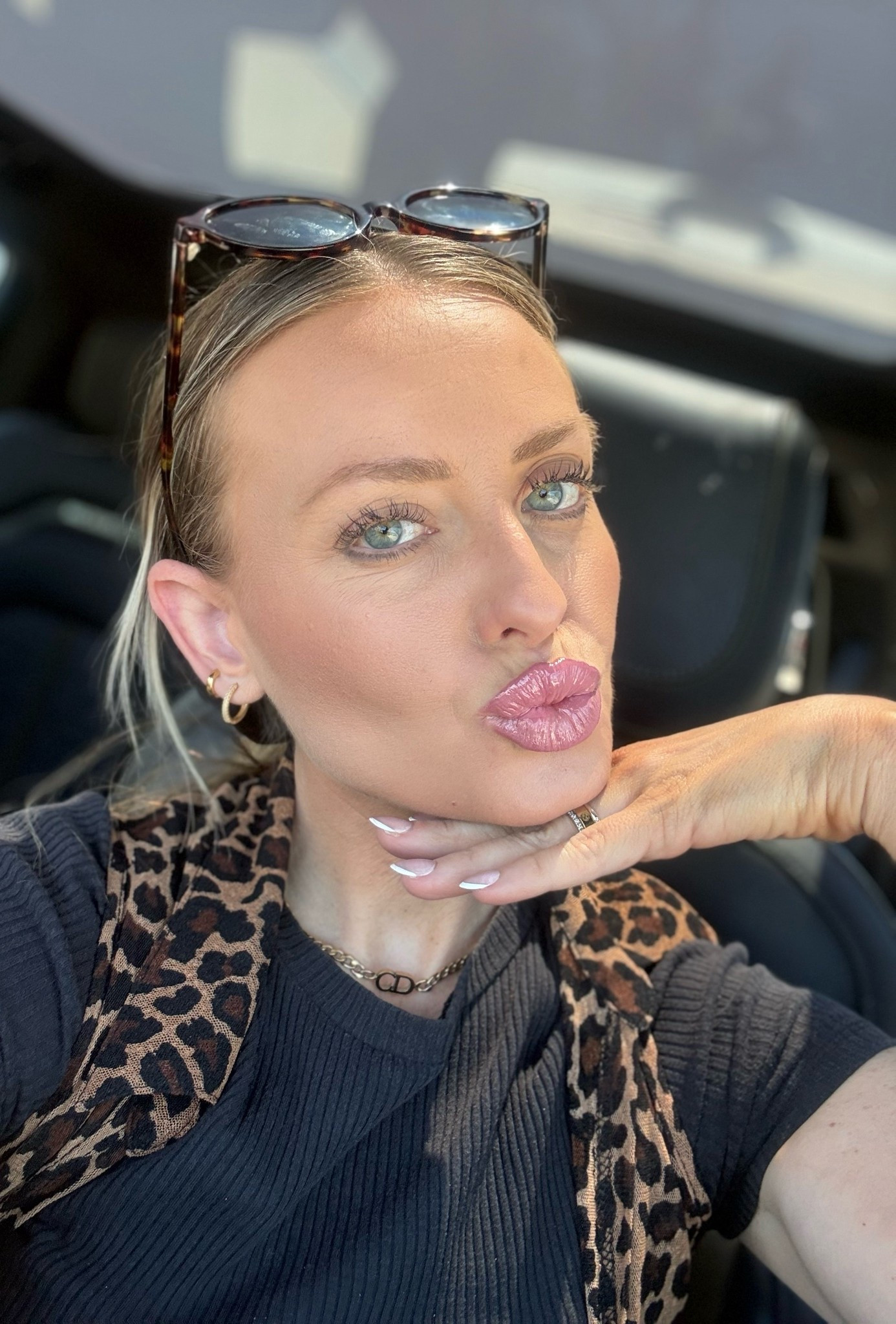 👄👄👄