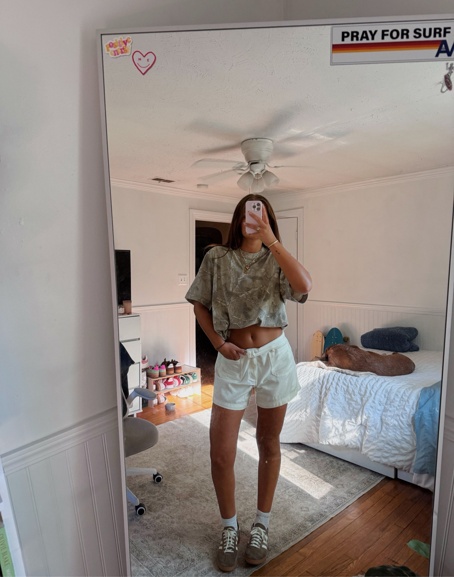 this tee >> im wearing a size large ⭐️🍂✨