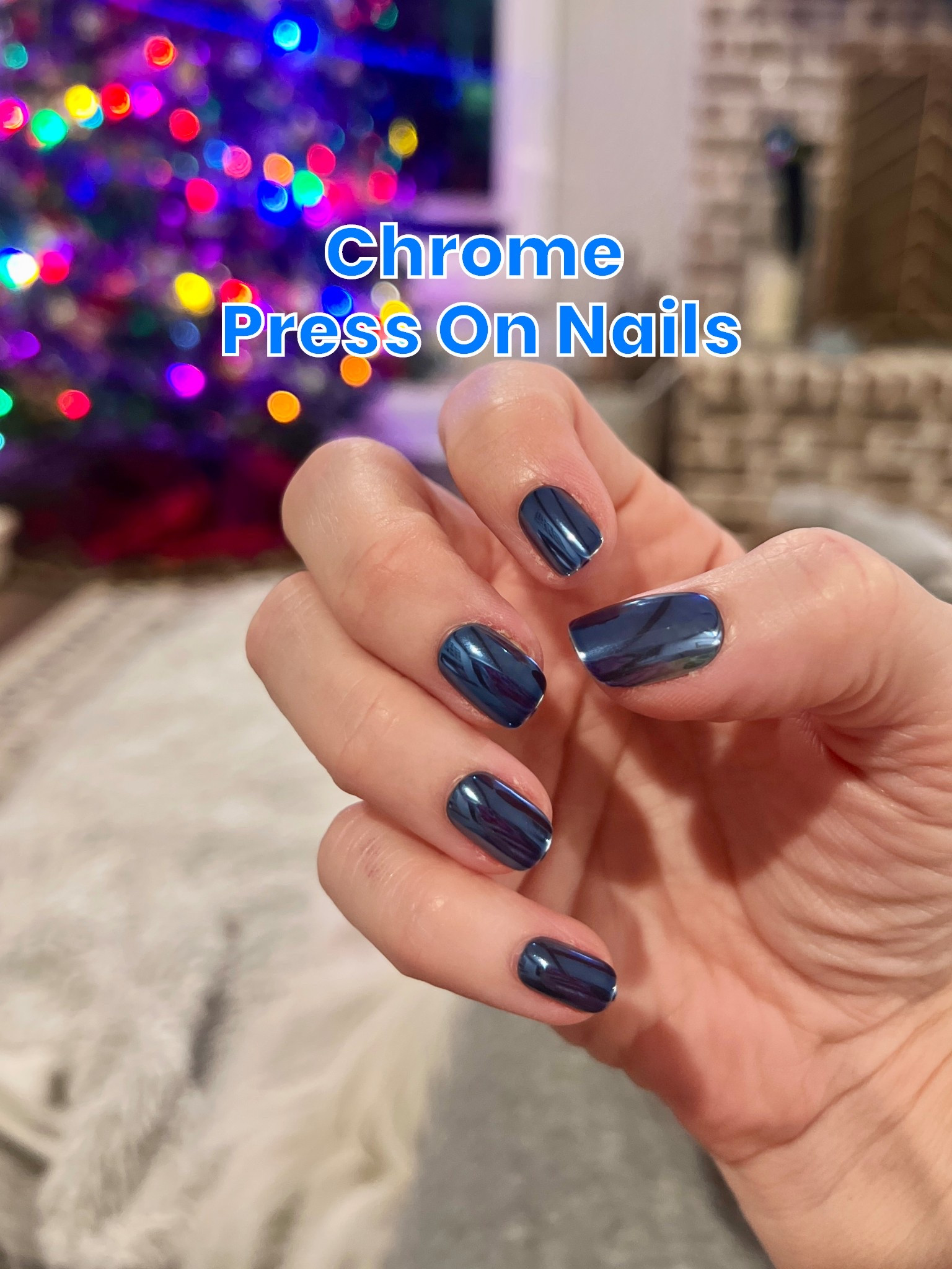 💙Trying out the Olive & June brand of press on nails. And loving this squoval short length. Linking some of their holiday styles too. 

#LTKBeauty #LTKHoliday #LTKOver40