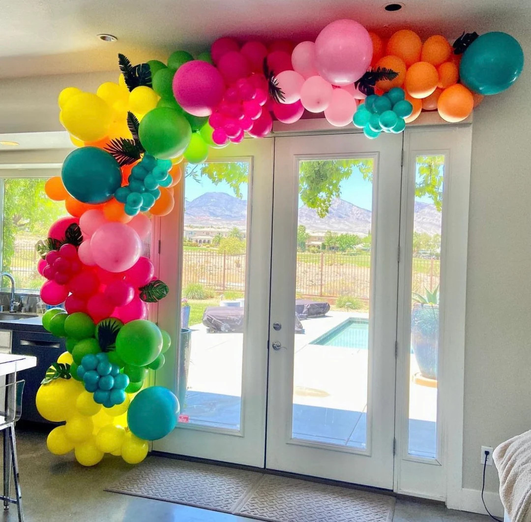 Luau Party Balloons/ Hawaiian Party Balloons/ Aloha Balloon Garland/ Balloon Arch/ DIY Balloon Ki... | Etsy (US)