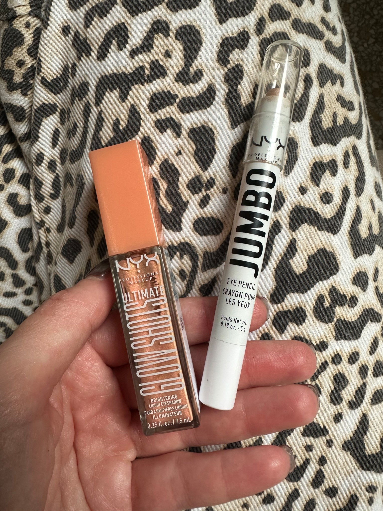 My fav eyeshadow combo - it’s so easy!! It takes 10 seconds apply and it lasts all night ✨

#LTKBeauty #LTKGiftGuide #LTKFindsUnder50