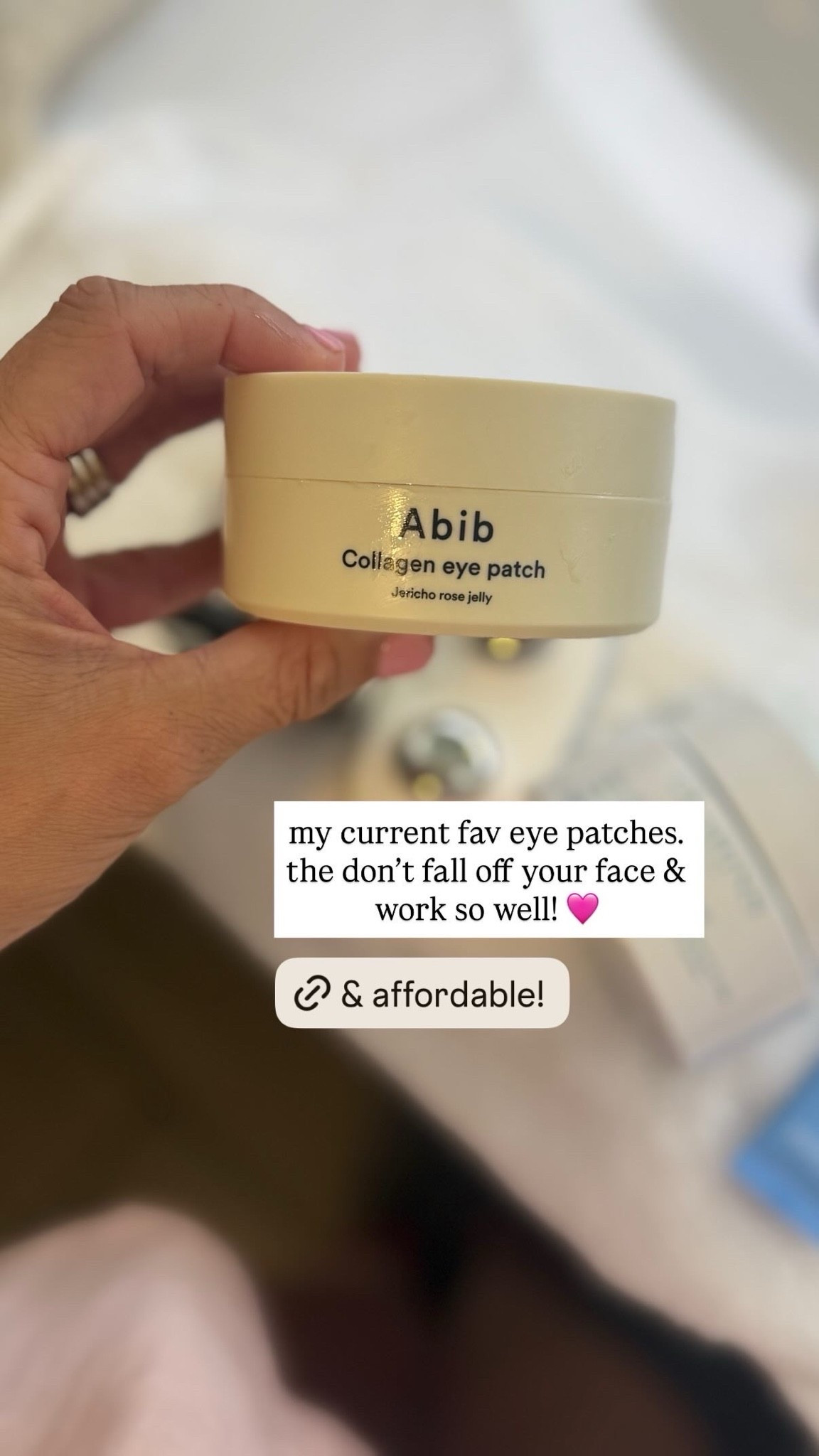These have been my go to eye patches for a while now n they start on and actually hydrate!

#LTKmomlife #LTKselfcare #LTKBeauty