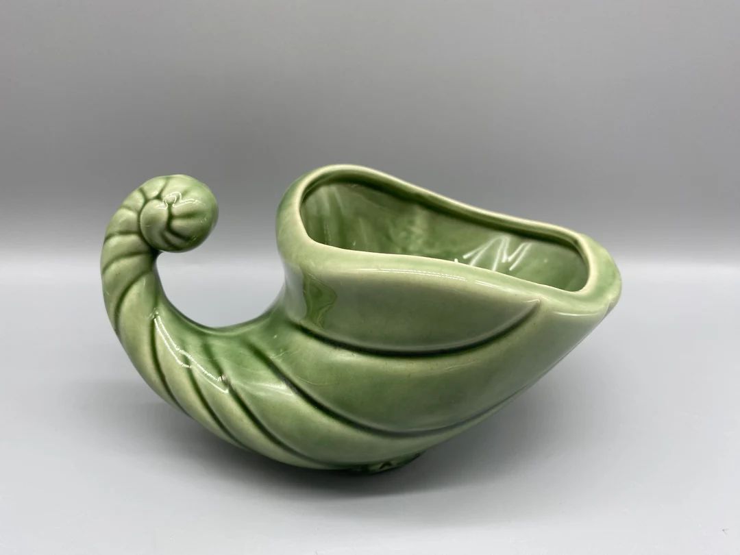 Vintage Horn of Plenty Cornucopia Shaped Ceramic Planter - Etsy | Etsy (US)