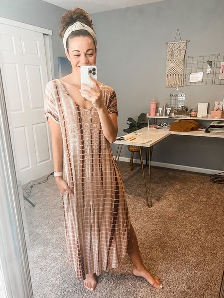 Love this easy, tie dye maxi for the summer. Comes in 18 colors! I’m 5’4” and wearing size XS.

#LTKunder50 #LTKstyletip #LTKFind