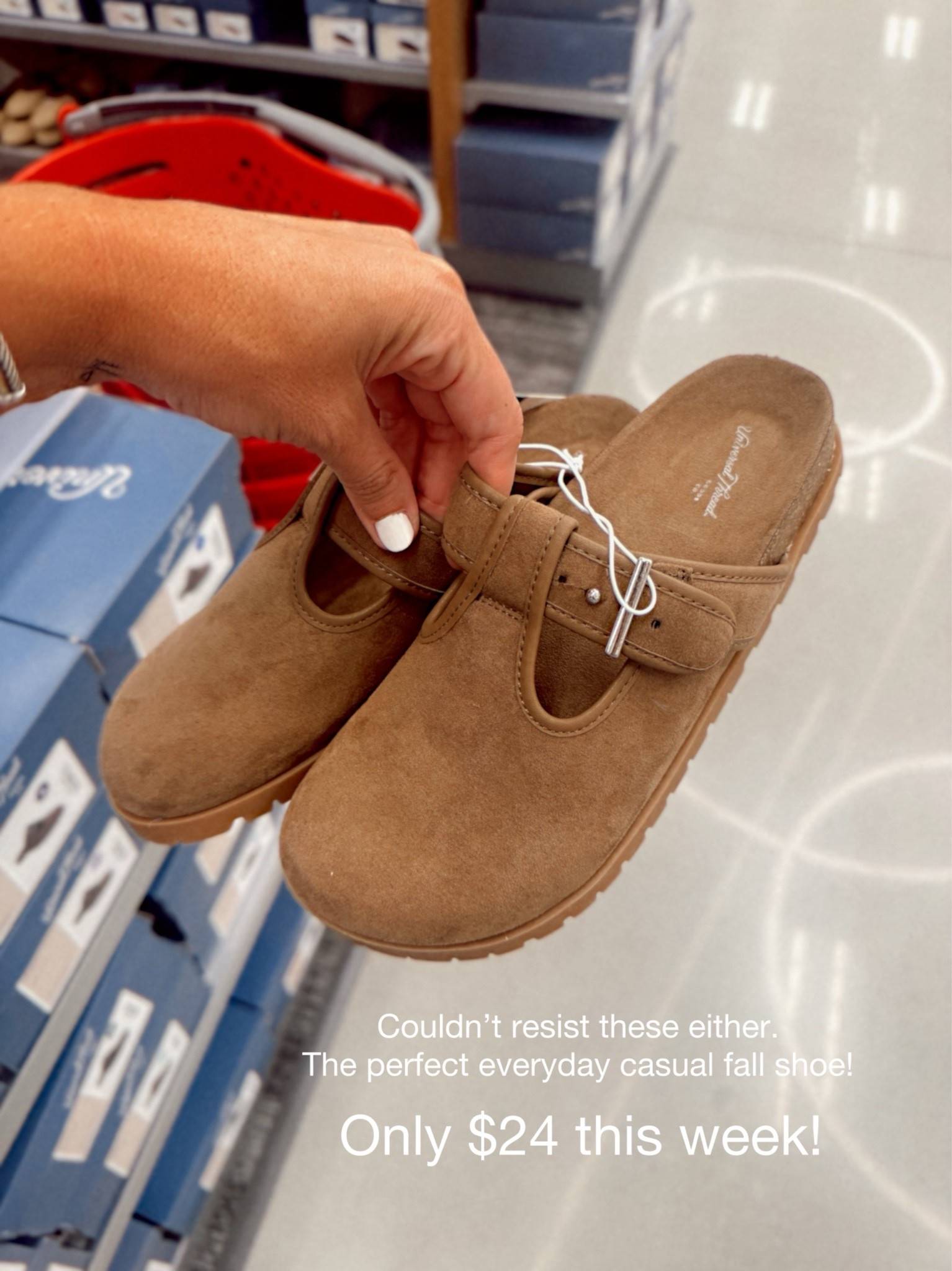Love these for casual fall transition outfits!