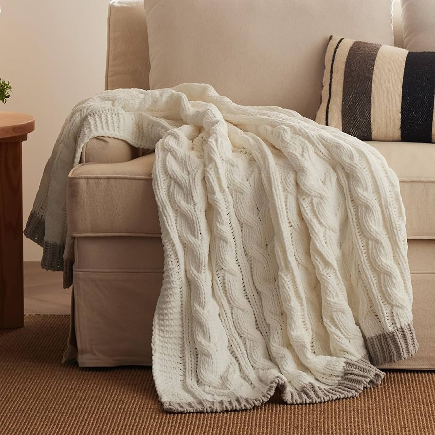 Bedsure Cable Knit Throw Blanket for Couch Bed - Breathable Chenille Chunky Knit Throw Blanket fo... | Amazon (US)