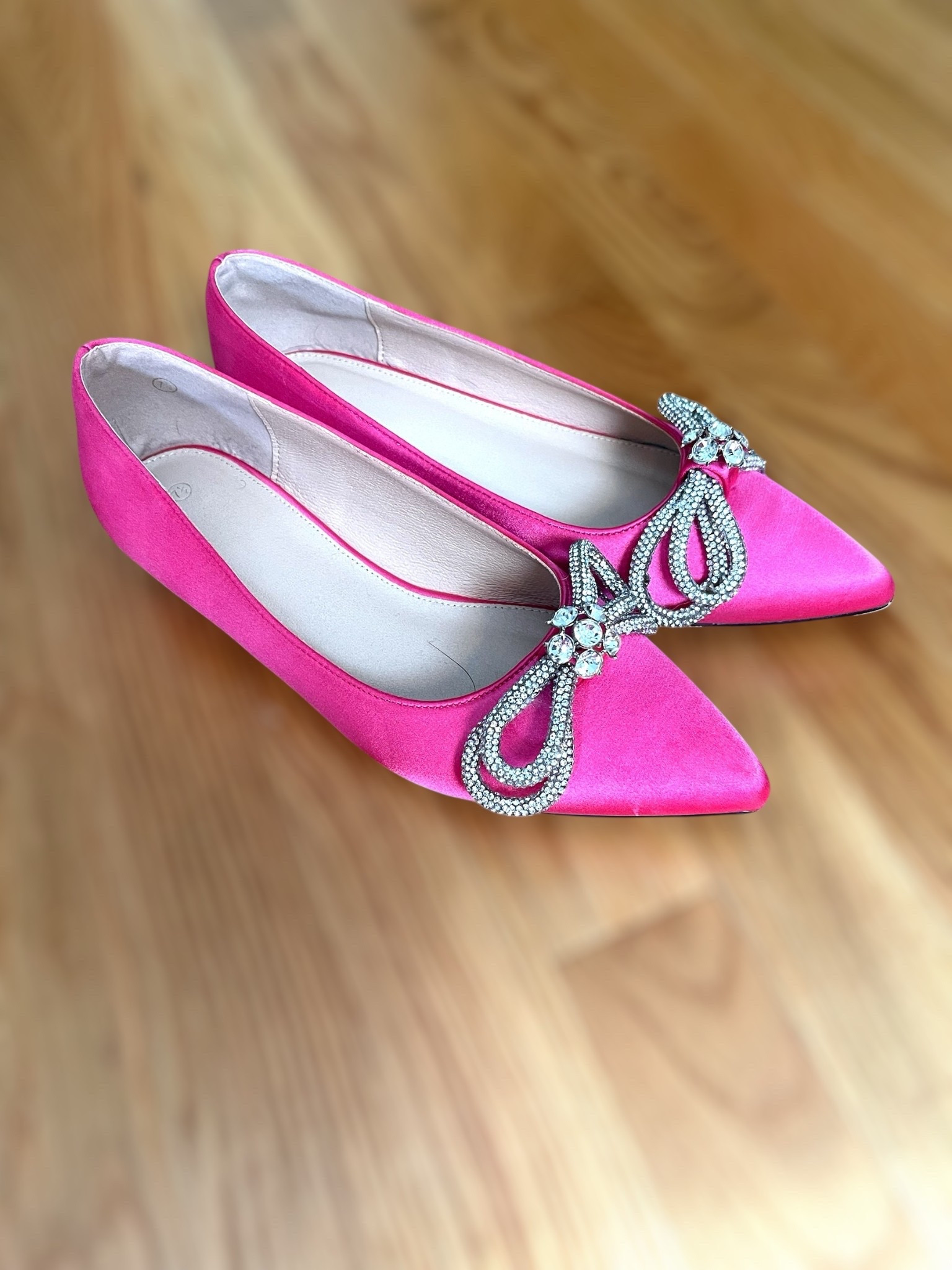 The Prettiest Pink Bow Flats 💗✨

These are the cutest holiday and year-round flats — the double rhinestone bow detail looks so designer and they’re under $40 on Amazon! The rose-red satin finish adds the perfect pop of color, and the pointed toe keeps them sleek and feminine. They’re comfy, easy to slip on, and adorable with holiday sweaters, dresses, corduroy pants, or even jeans. Such a fun way to add sparkle without wearing heels! If you love a girly, polished look with a touch of glam, these bow flats are a must-have. 💕✨

pink bow flats, Amazon fashion, holiday shoes, sparkly flats, rhinestone bow flats, budget friendly shoes, Barbie pink flats, Christmas outfit shoes, dressy flats, statement flats, girly style finds, festive footwear.

#LTKFindsUnder100 #LTKHoliday #LTKFindsUnder50