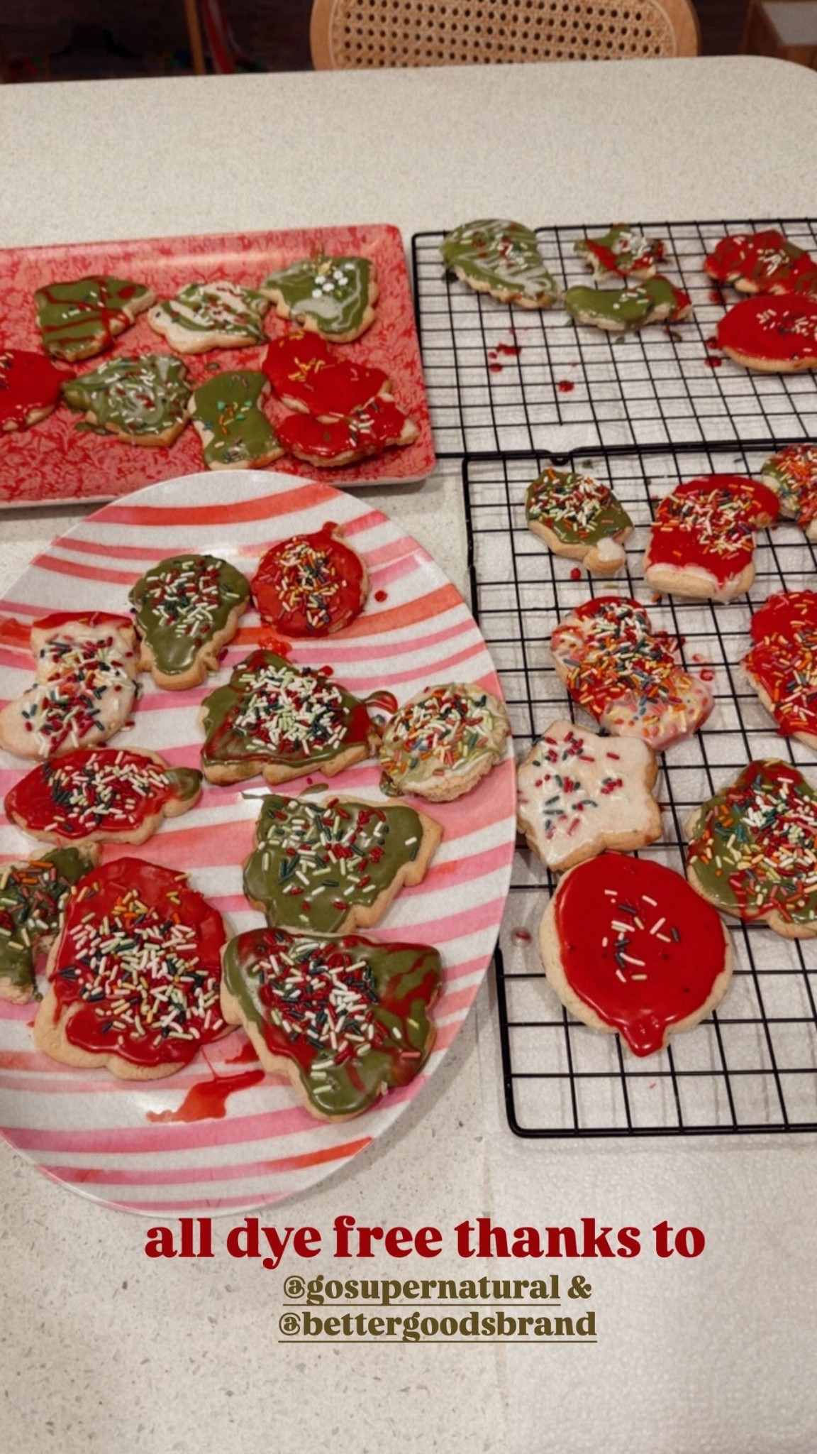 all dye free thanks to  @gosupernatural & @bettergoodsbrand! So relieved to have these alternatives for a dye free christmas! 🙌🏼🙌🏼 

dye free | christmas cookies | christmas cookie decorating | low tox | red dye | dye free sprinkles | mom life | scrunchy mom | crunchy mom | healthy kids | christmas | christmas tradition | amazon | walmart | supernatural | bettergoods 

#LTKHoliday #LTKSeasonal #LTKfoodie