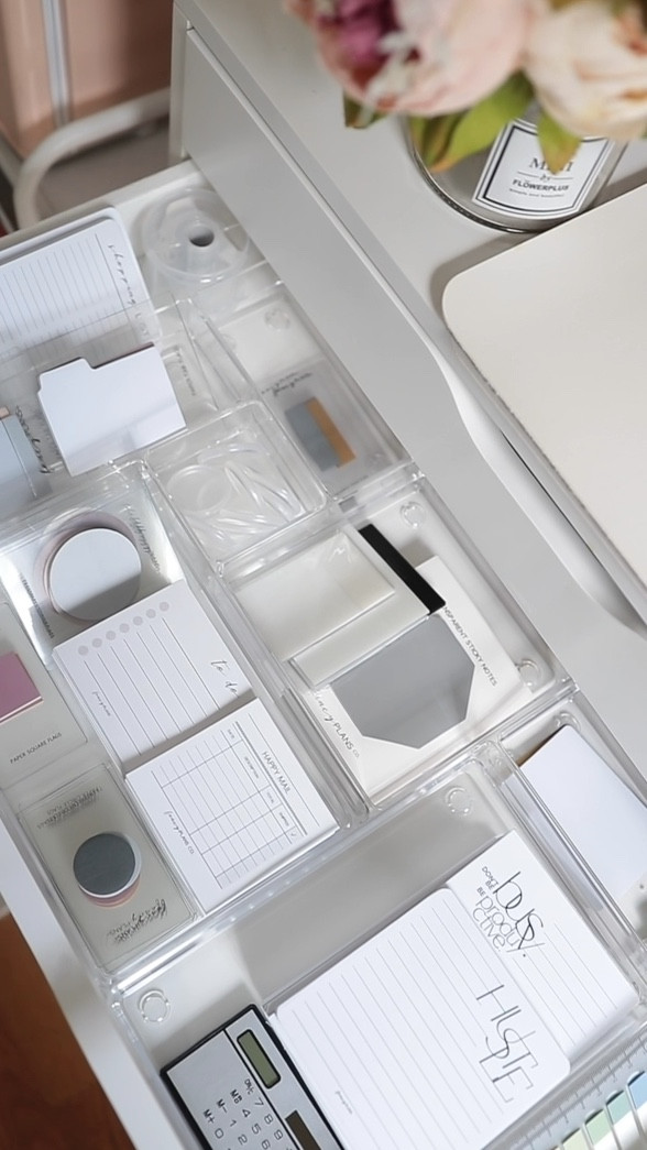 Drawer Organization 


#LTKover40 #LTKhome #LTKstyletip