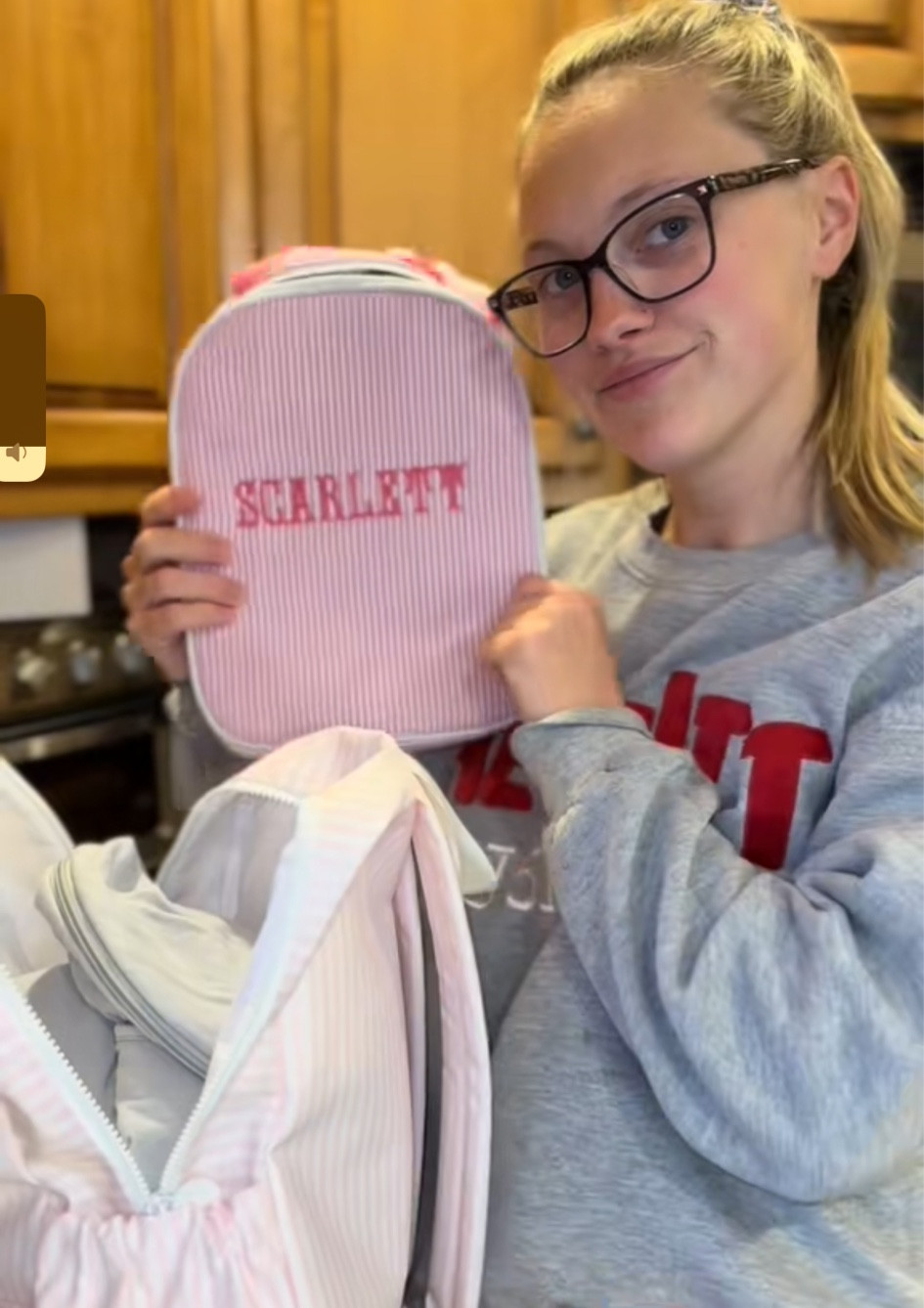 Lunchbox & pants 🤍

#LTKGiftGuide #LTKSeasonal #LTKHoliday