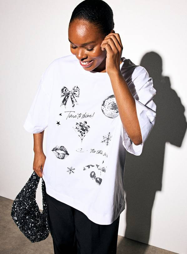 Christmas Icons Graphic Oversized T-Shirt XL | Tu Clothing