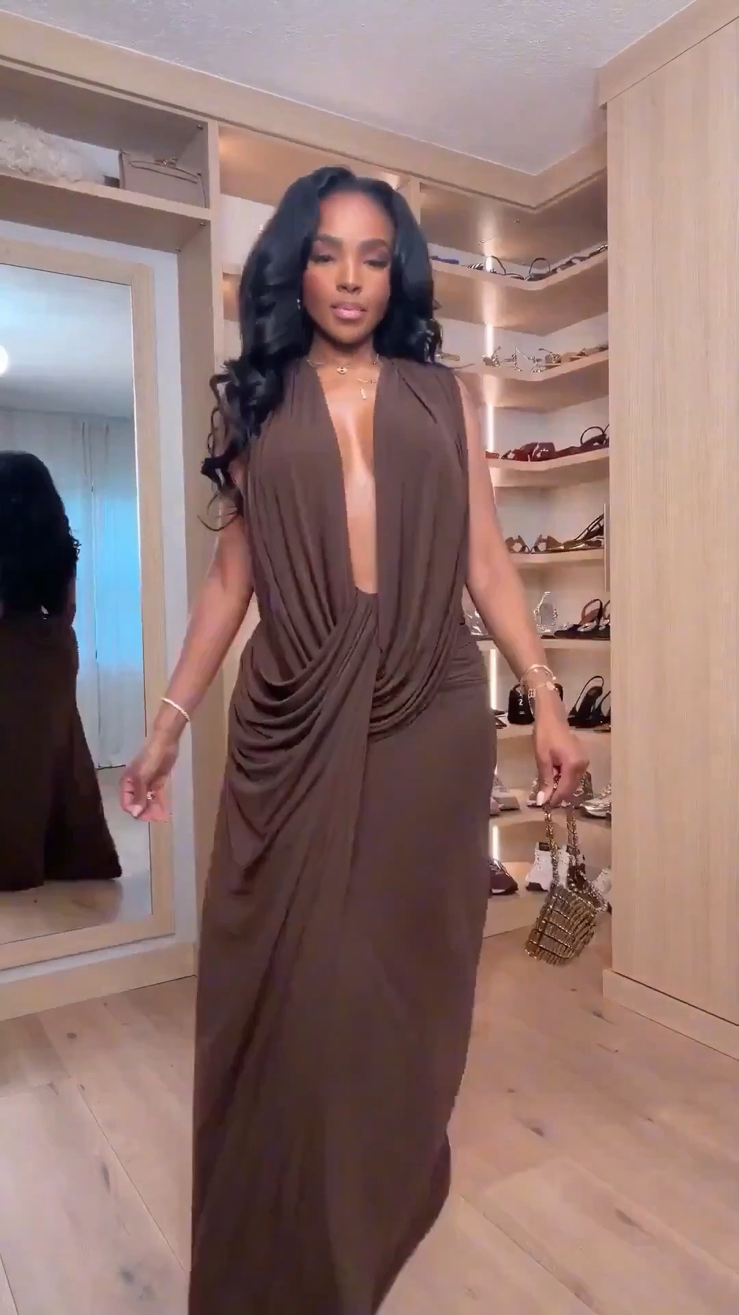 Scroll to shop! ✨ Everything from this look is linked below. 👇🏽    

Wearing: Size Small | 5’4” | 140 lbs  

📲   Download the FREE LTK app & follow me (@kirasfashionfinds) to shop all my daily finds.  #LTKootd #LTKPetite #LTKU