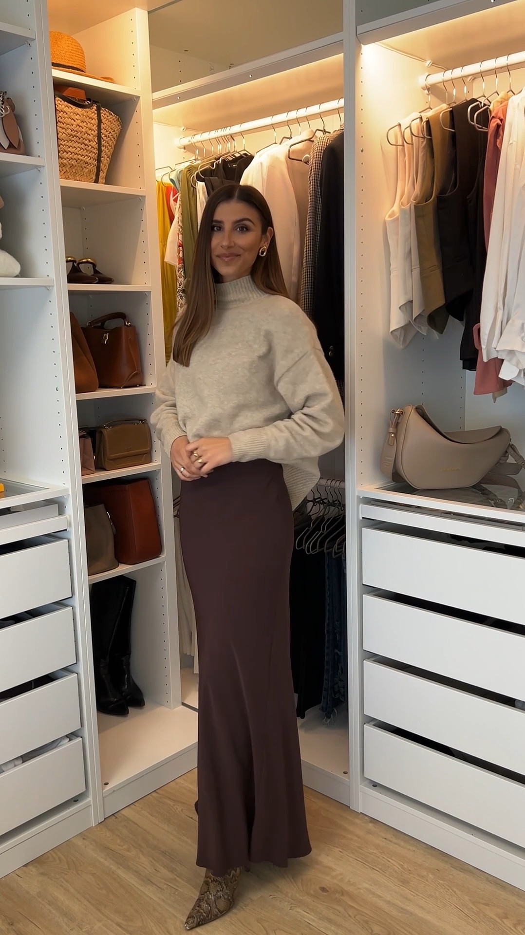 Winter elegant outfits ✨

Winter fashion, neutrals, work wear, old money style

#LTKSeasonal #LTKStyleTip