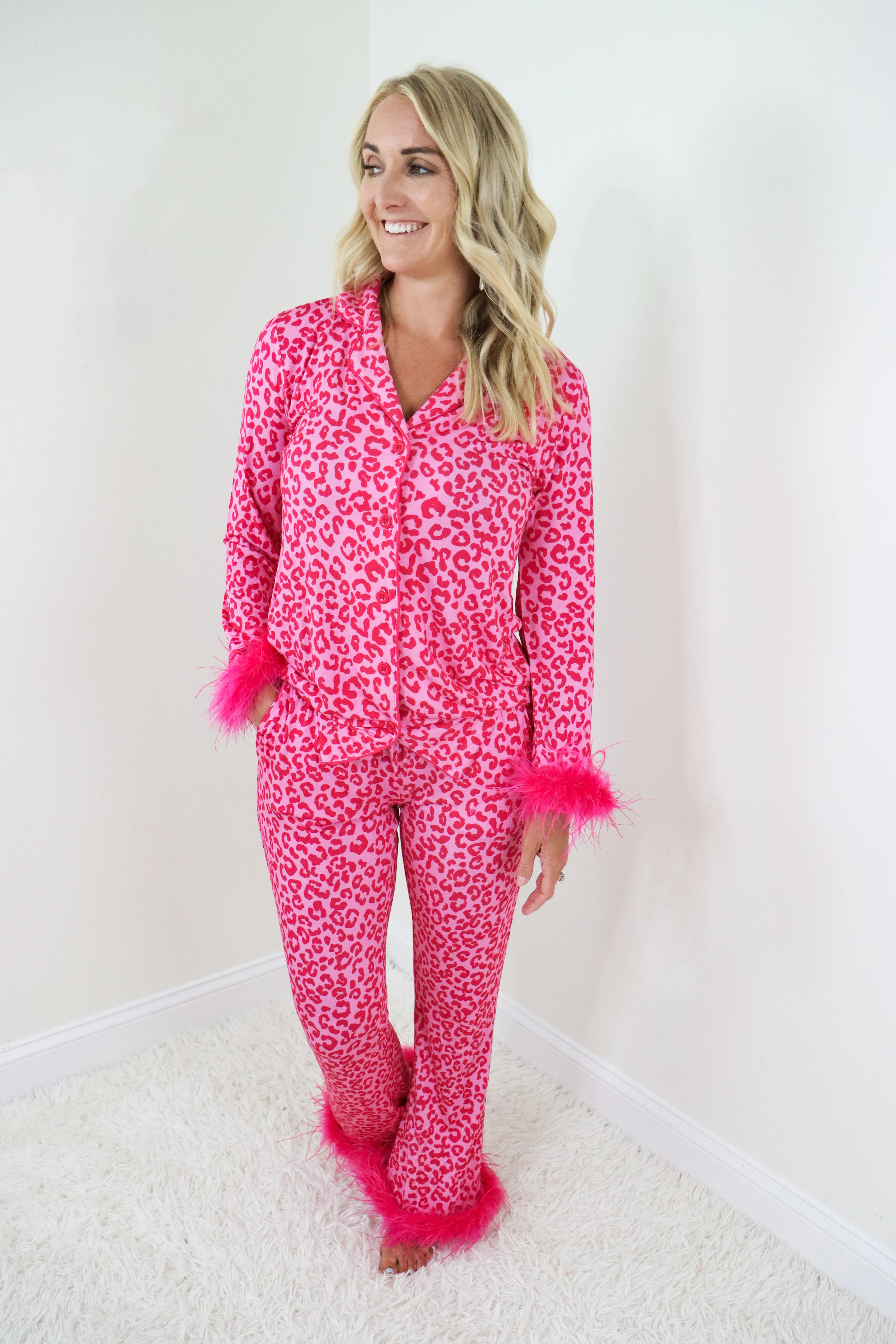 LOVE LEOPARD WOMEN’S RELAXED FLARE FEATHERED DREAM SET | Dream Big Little Co.