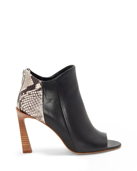 Aritziana Colorblocked Bootie | Vince Camuto