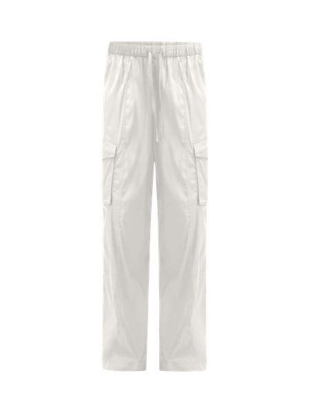 Lightweight Adjustable Mid-Rise Cargo Pant | Women's Pants | lululemon | Lululemon (US)