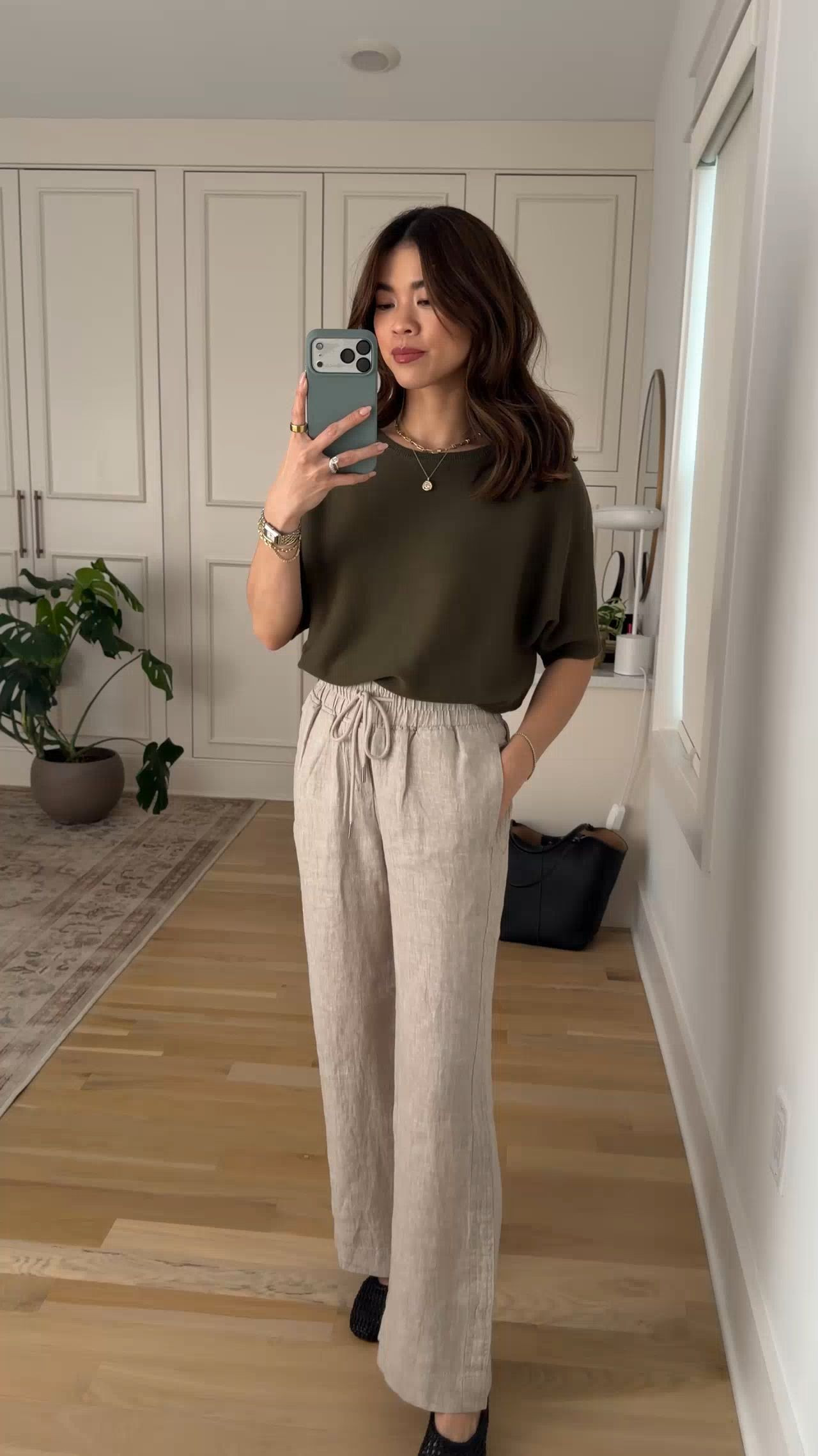 Sizing info: 
•pants size XS in 28in inseam in flax
•top size XS
@Quince  

petite fashion, get dressed with me, outfit inspiration, ootd, nashville outfit, Nashville influencer, petite style, vacation style, casual outfits, mom style, petite pants, spring outfits, spring outfit info, spring pants, spring outfit idea, spring top, spring tee, spring shoes, linen pants, quince, quince tee

#LTKPetite #LTKootd #LTKmomlife