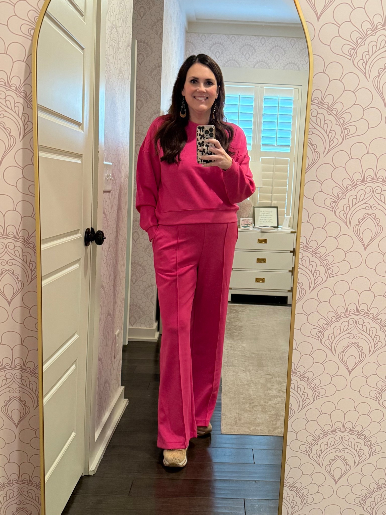 Sporting the pink today! Cannot believe this cozy cute Walmart set is still under $24!!

I’m wearing size medium. Runs large so size down  


#LTKmomlife #LTKFindsUnder50 #LTKSaleAlert