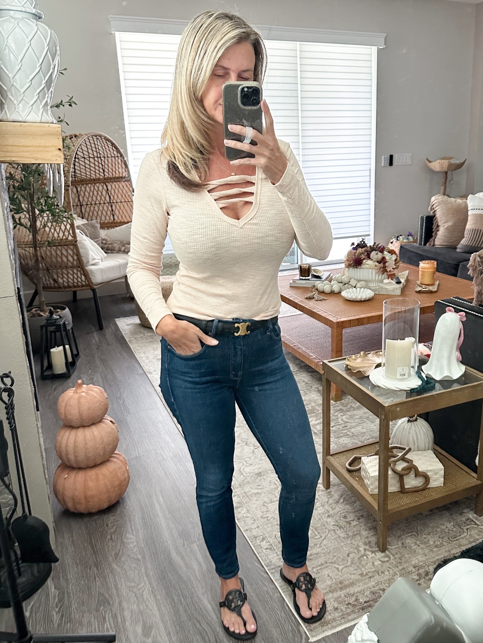Started to pick up some affordable new staple pieces for my fall wardrobe capsule. This one is another amazing find from Amazon #amazon #fallcapsule #motherdenim #designerfaves #neutrallongsleeve #deepvneck #sexylongsleeve 

#LTKStyleTip #LTKSeasonal #LTKOver40