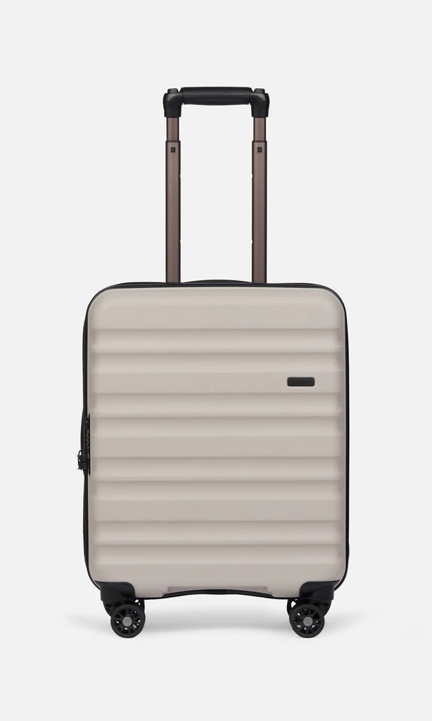 Clifton cabin in taupe | Antler UK