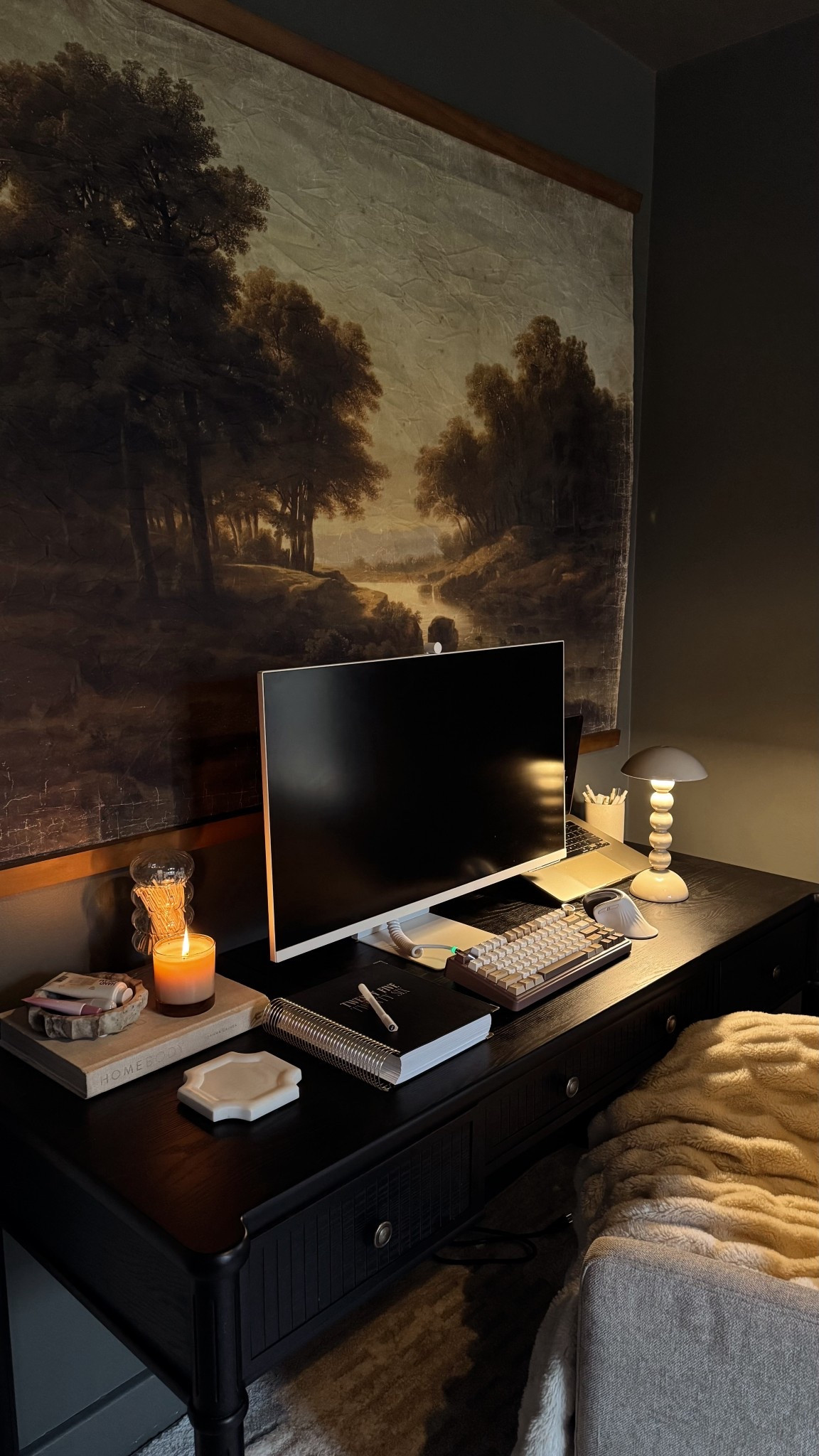 cozy wfh favorites 🎧

wfh office, wfh desk, home office, cozy home, amazon wfh favorites, desk set up