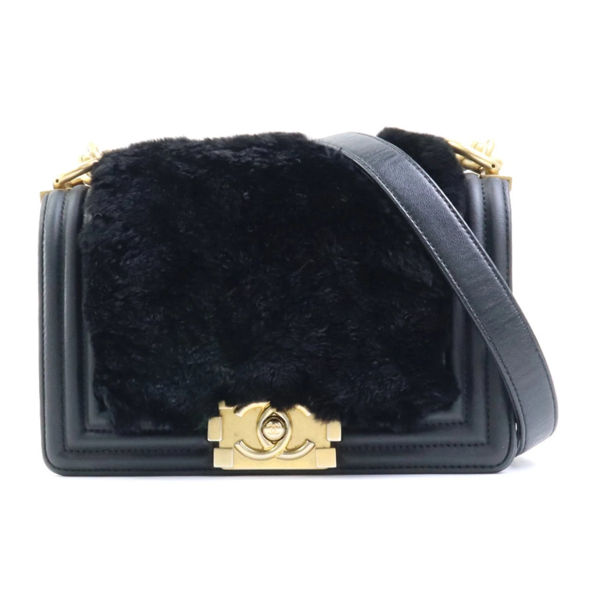Chanel Boy Fur Shoulder Bag (Pre-Owned) | Shop Simon