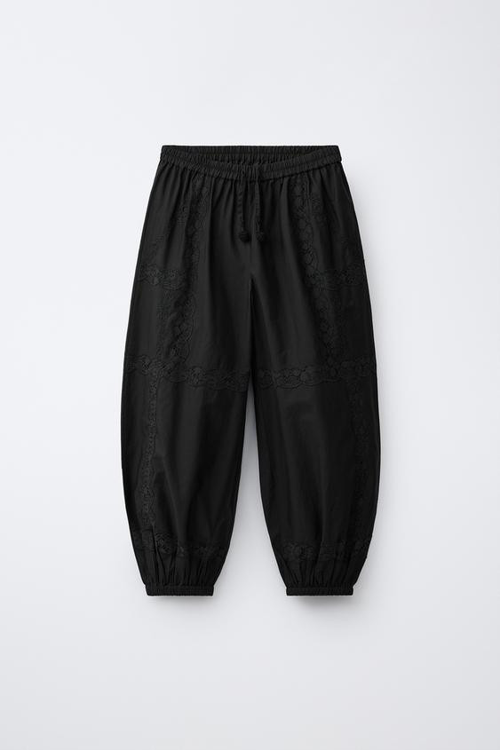 EMBROIDERED LACE BLOOMERS | Zara US