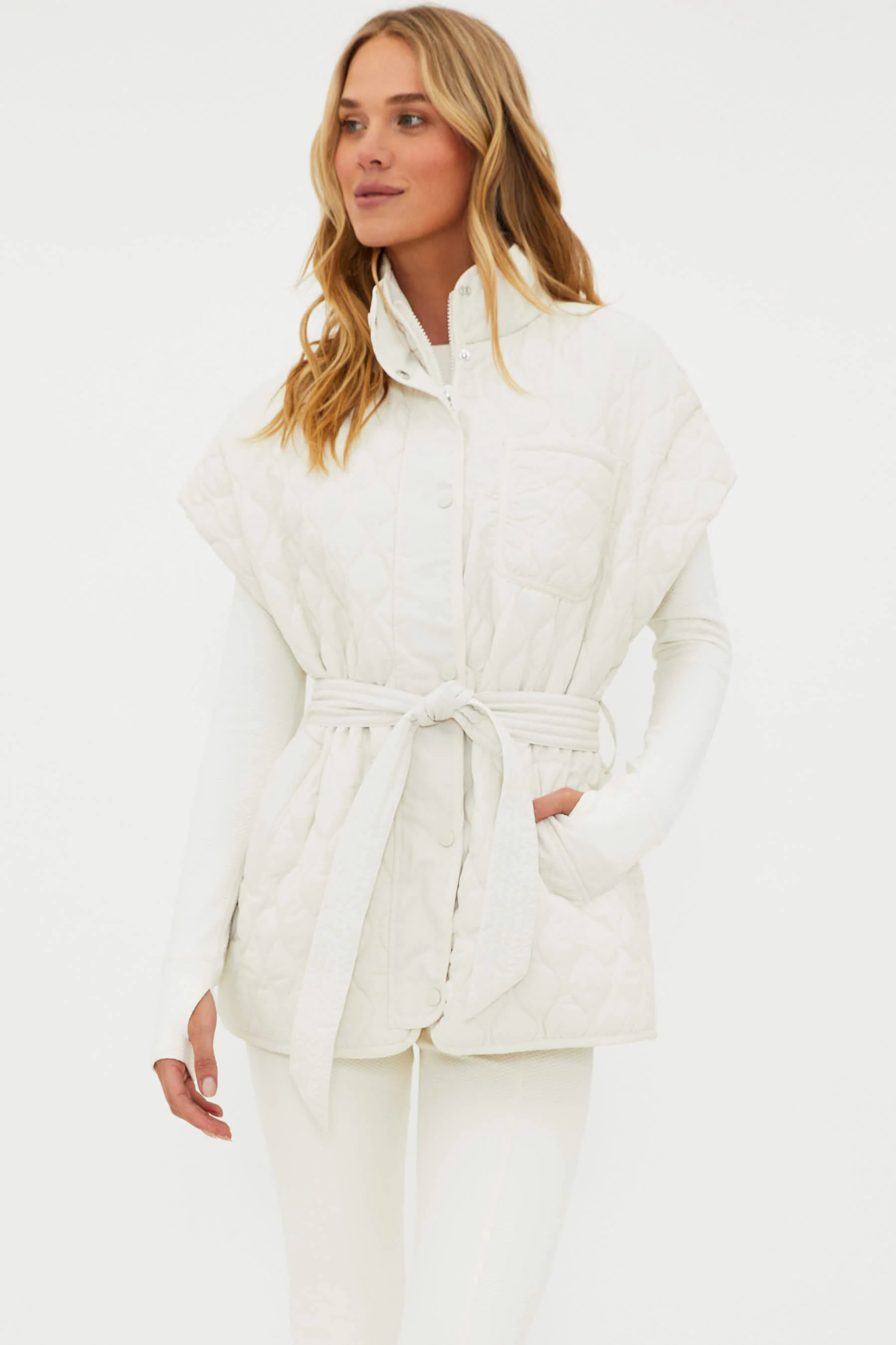 Glenn Vest Snow Cloud | Puffer Vest | Beach Riot | Beach Riot