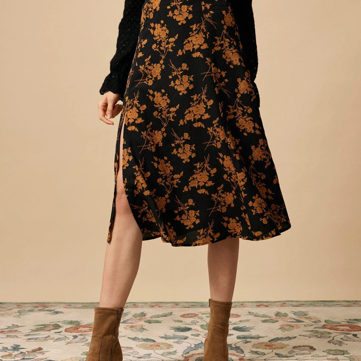 The Floral Slit High Waisted A-line Skirt - Floral Print A Line High Waisted Skirts - Black - Bot... | rihoas.com
