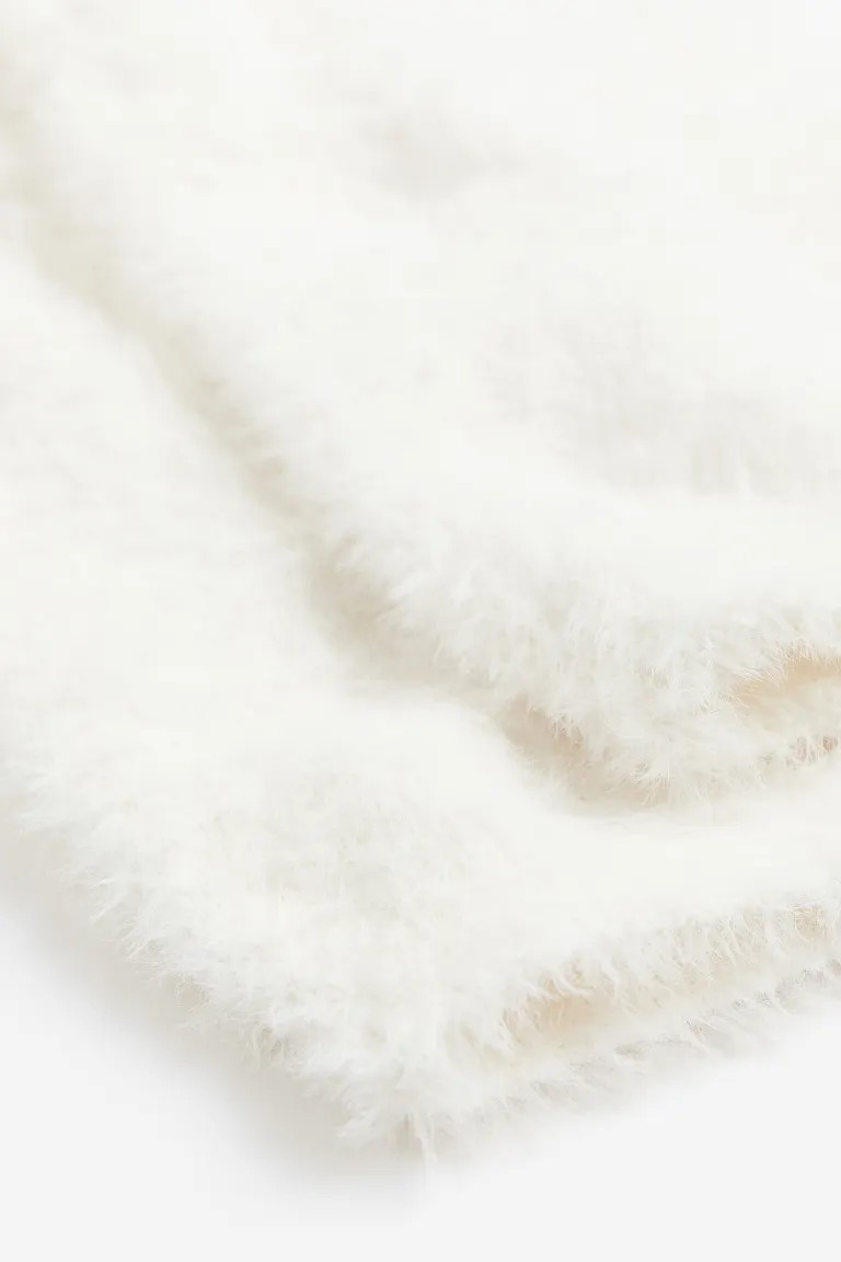 Fluffy leg warmers - White - Ladies | H&M GB | H&M (UK, MY, IN, SG, PH, TW, HK)